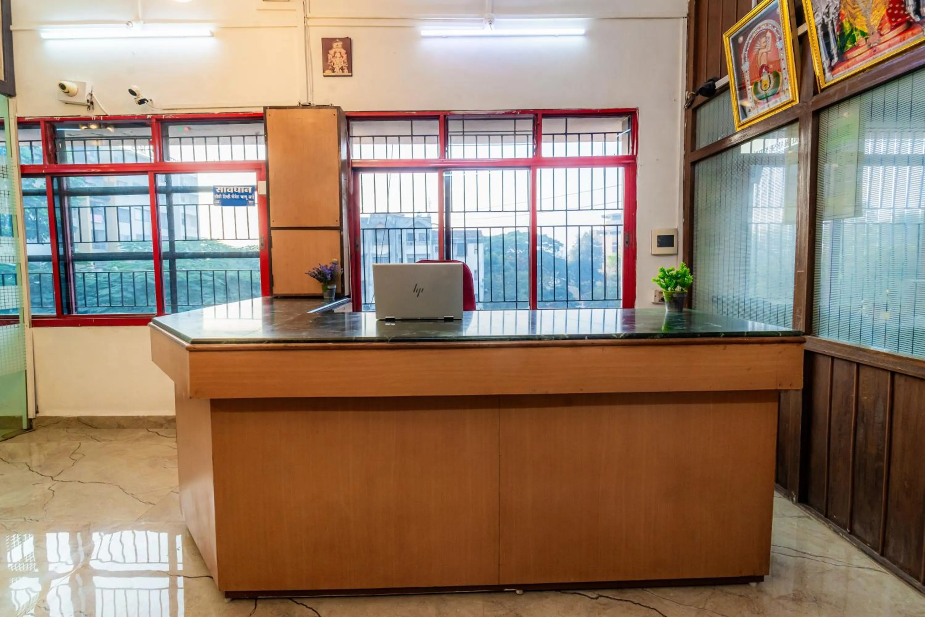 Lobby or reception in Itsy Hotels Mansi