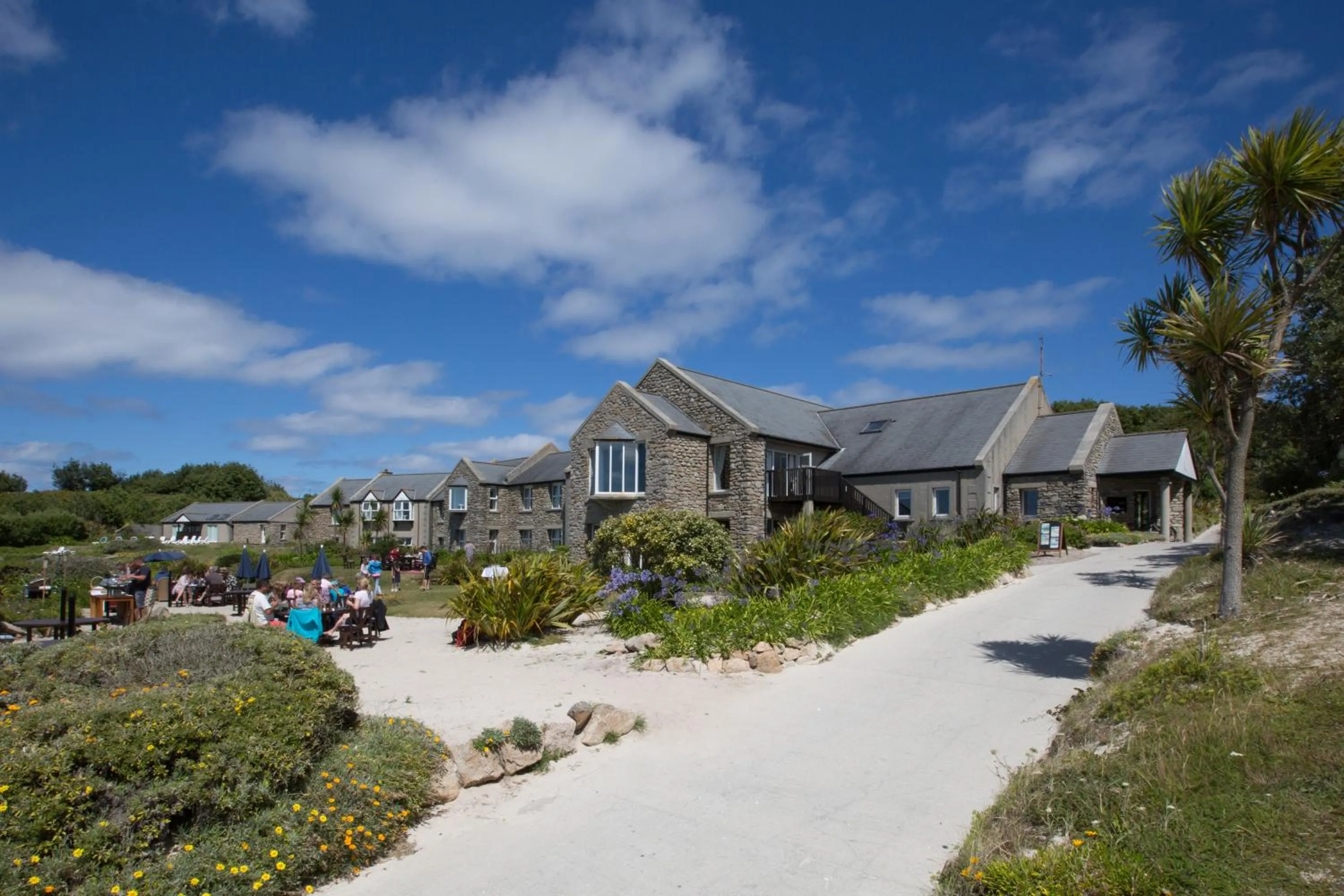 Facade/entrance in Karma St. Martin's