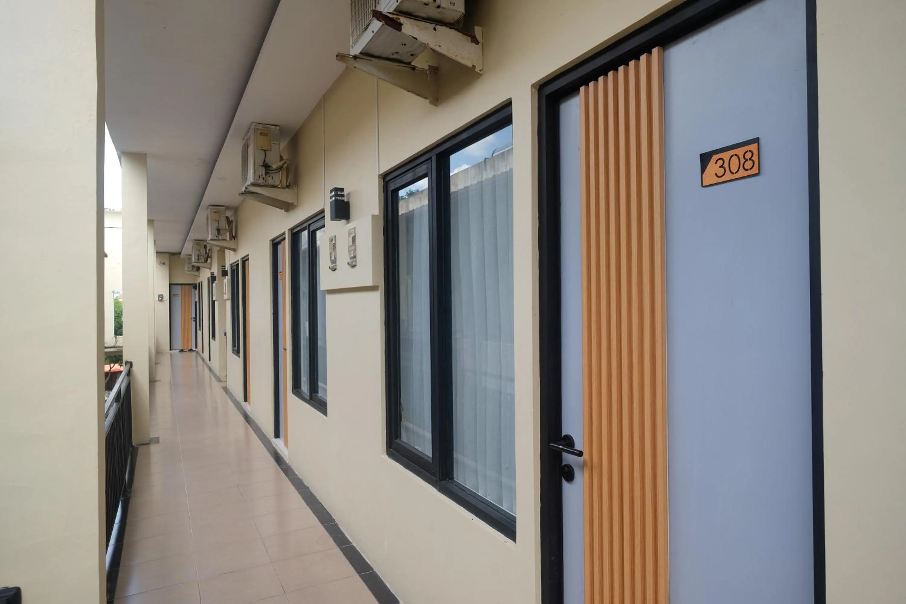 Property building in RedDoorz near Ambarrukmo Area