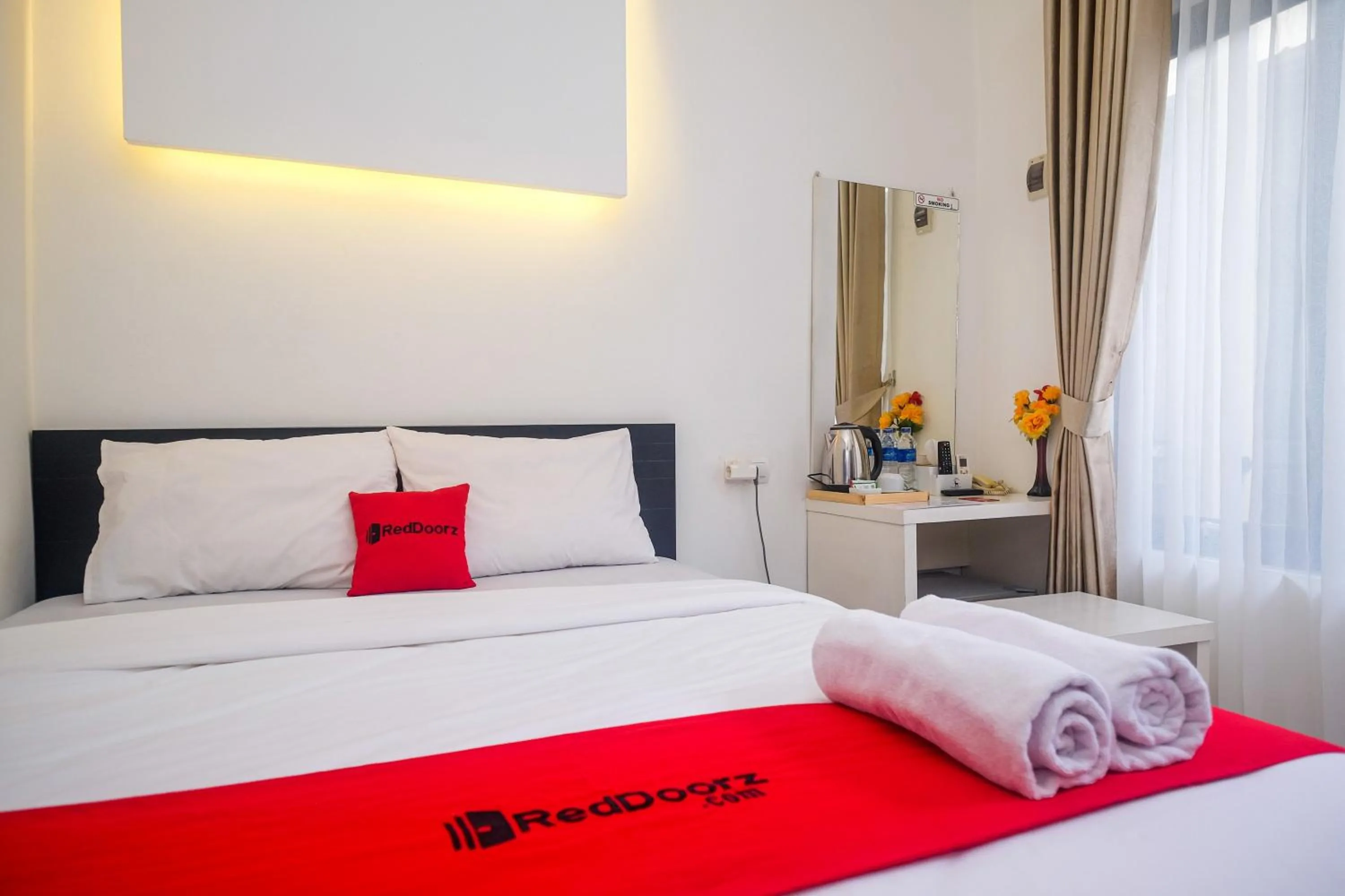 Bed in RedDoorz near Ambarrukmo Area