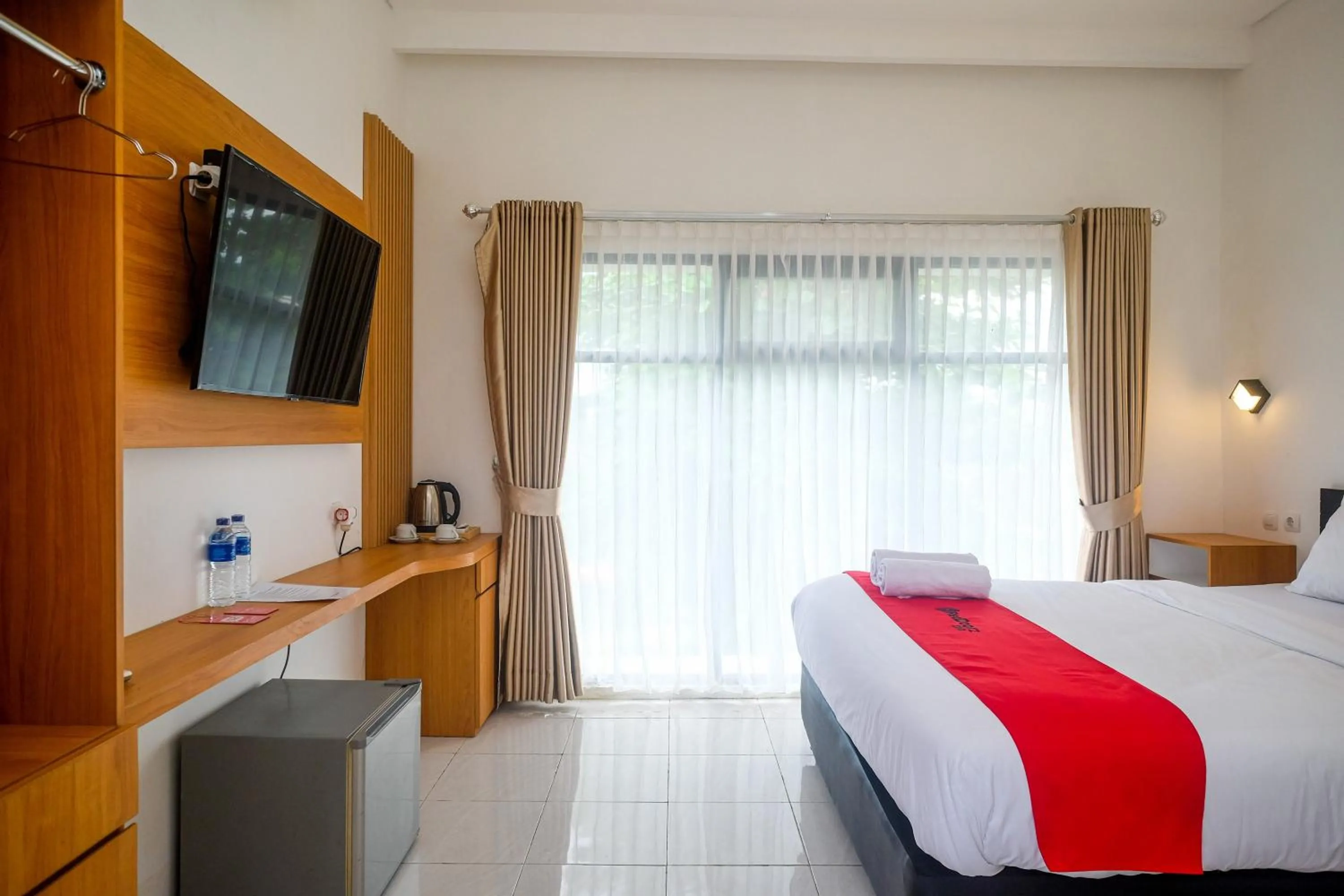 Bed in RedDoorz near Ambarrukmo Area