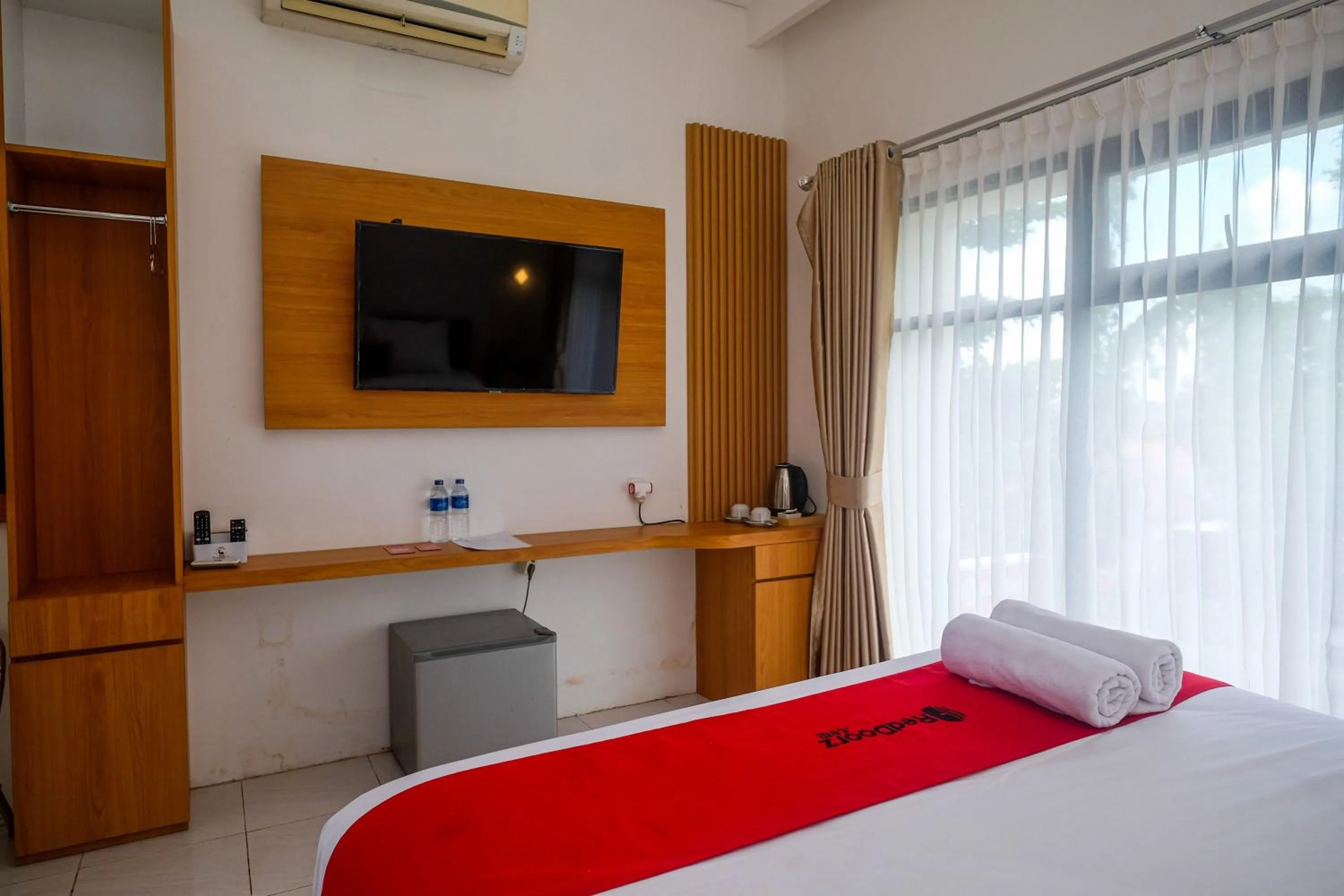 Bed in RedDoorz near Ambarrukmo Area