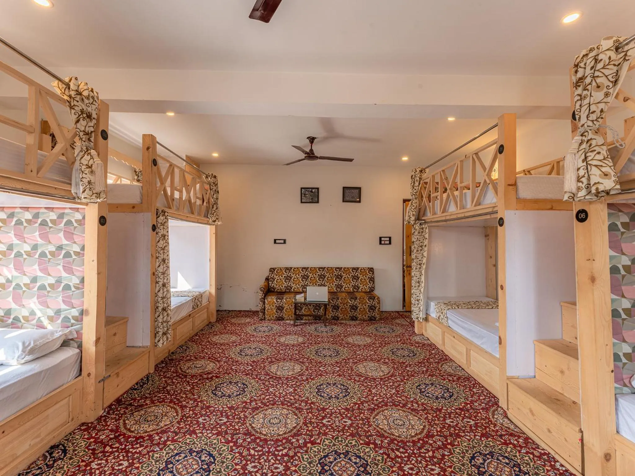 Photo of the whole room, Bed in Moustache Srinagar
