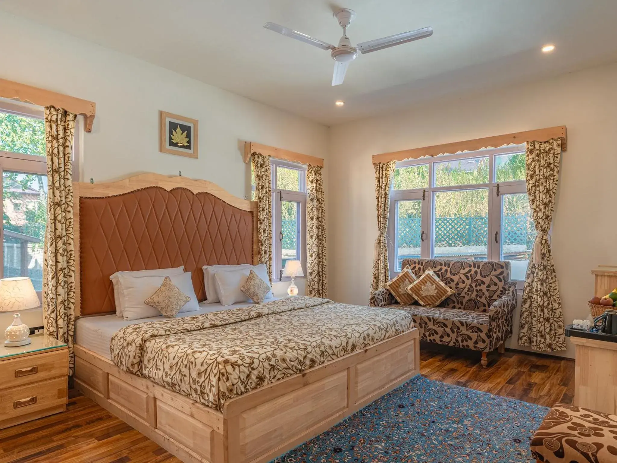 Photo of the whole room, Bed in Moustache Srinagar Photo of the whole room, Bed in Moustache Srinagar