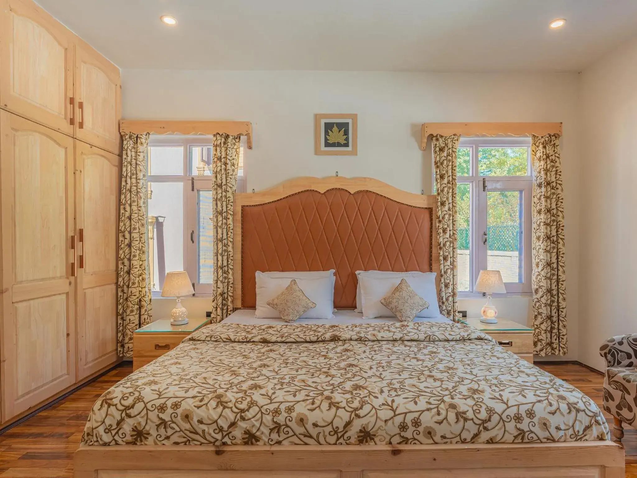 Photo of the whole room, Bed in Moustache Srinagar Photo of the whole room, Bed in Moustache Srinagar