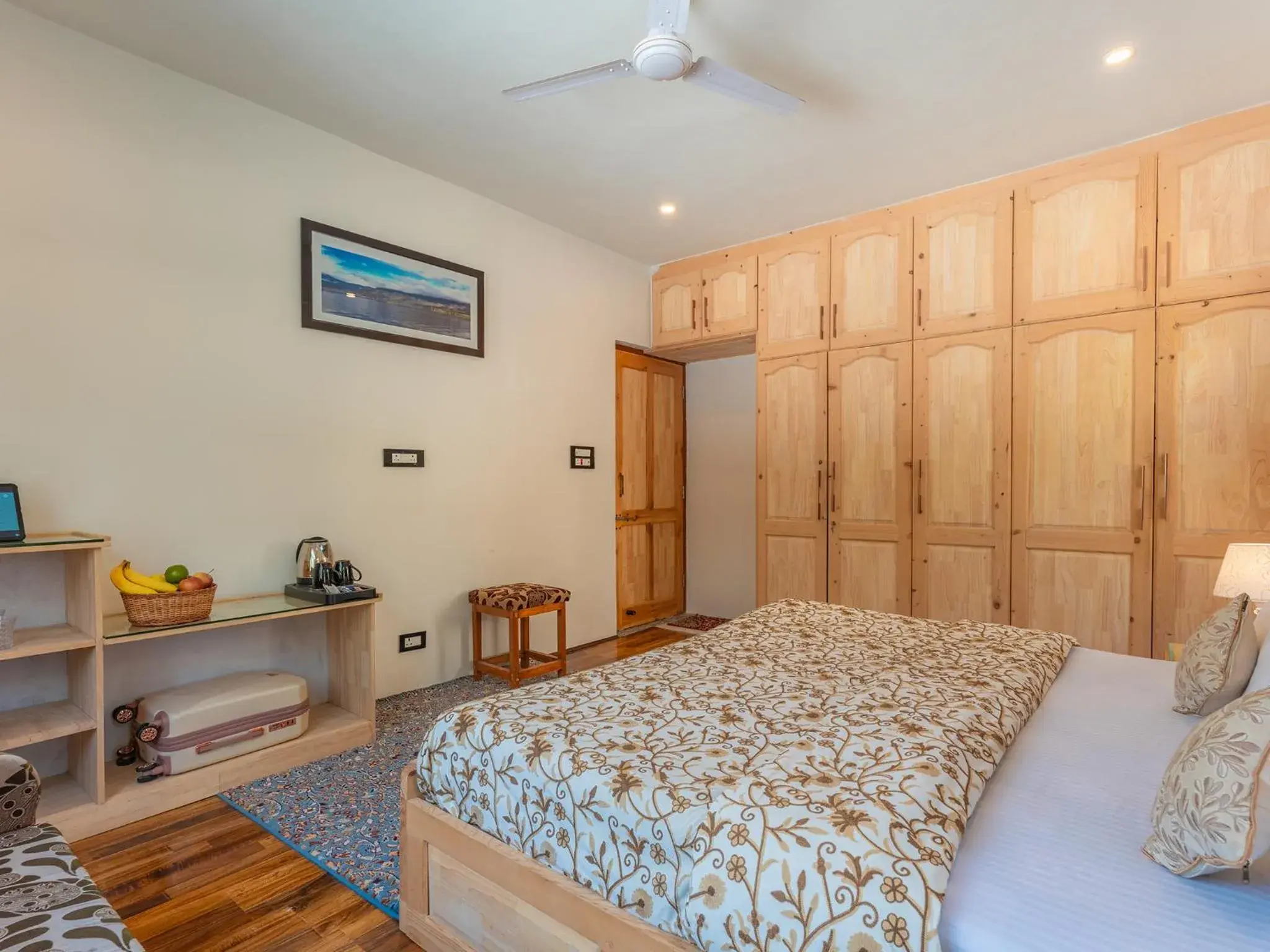 Photo of the whole room, Bed in Moustache Srinagar Photo of the whole room, Bed in Moustache Srinagar