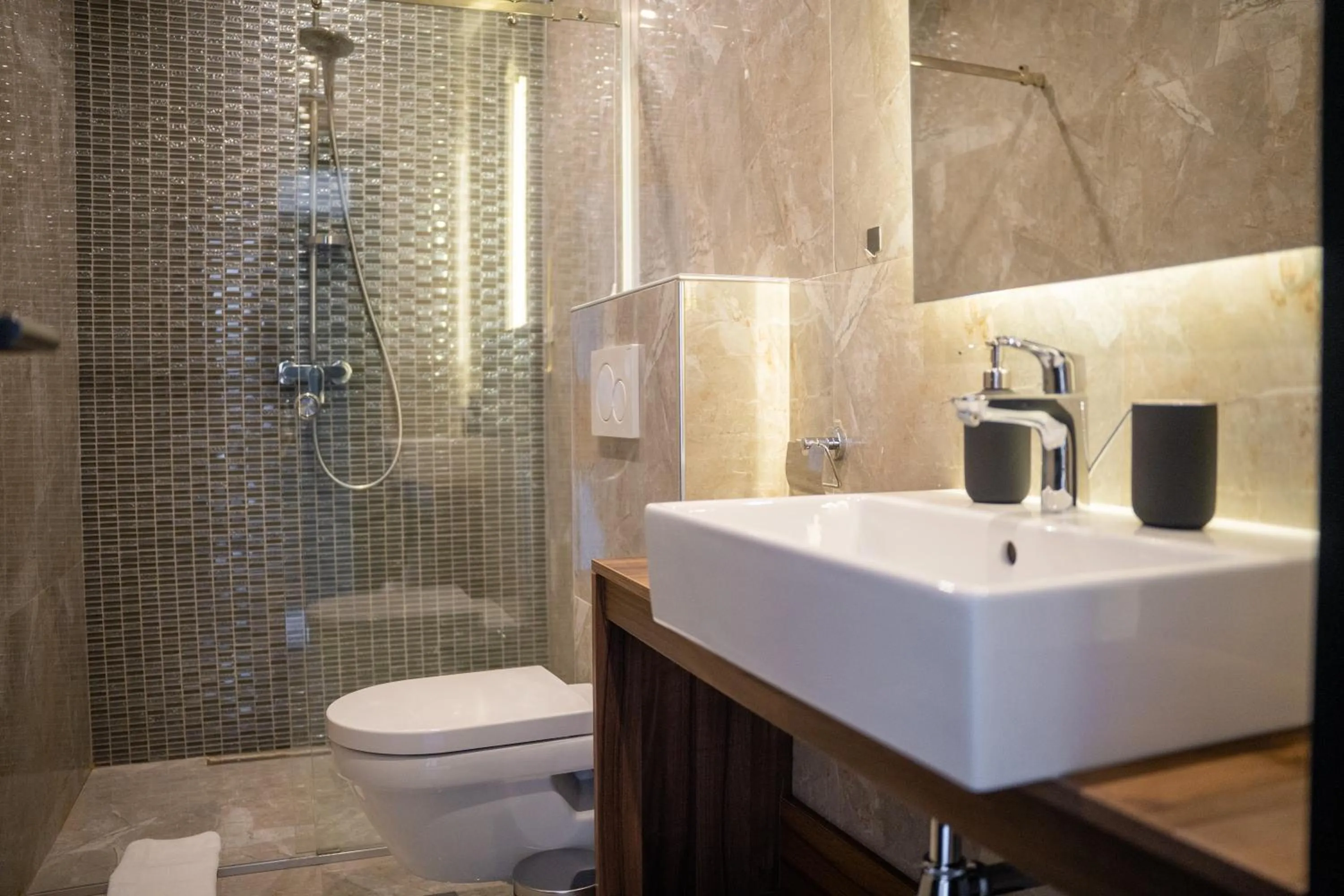 Shower in Olivia Rooms