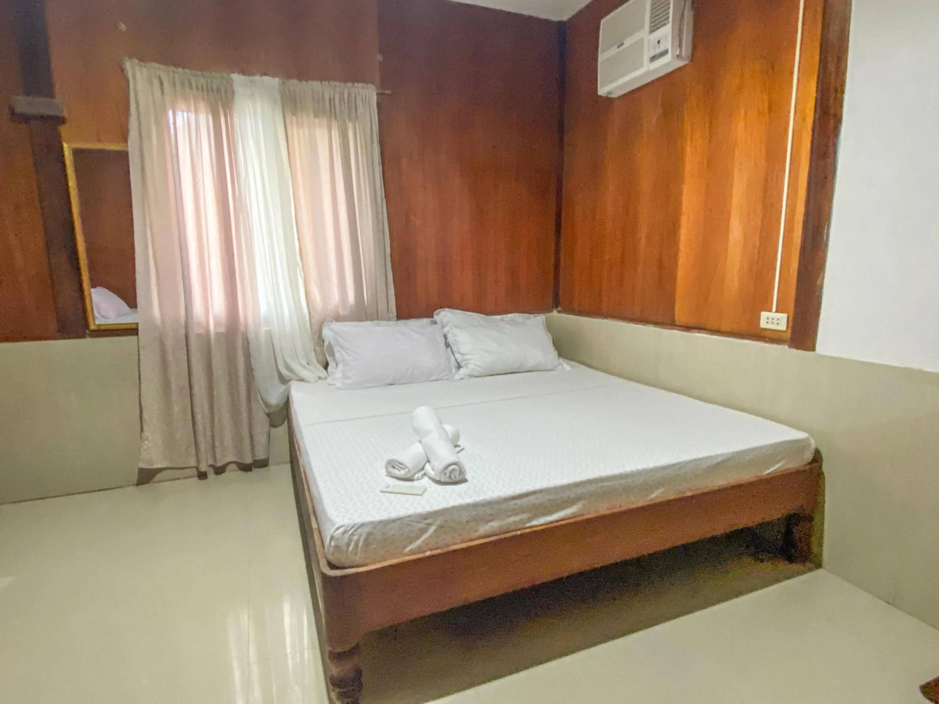 Bed in Eashantis Place