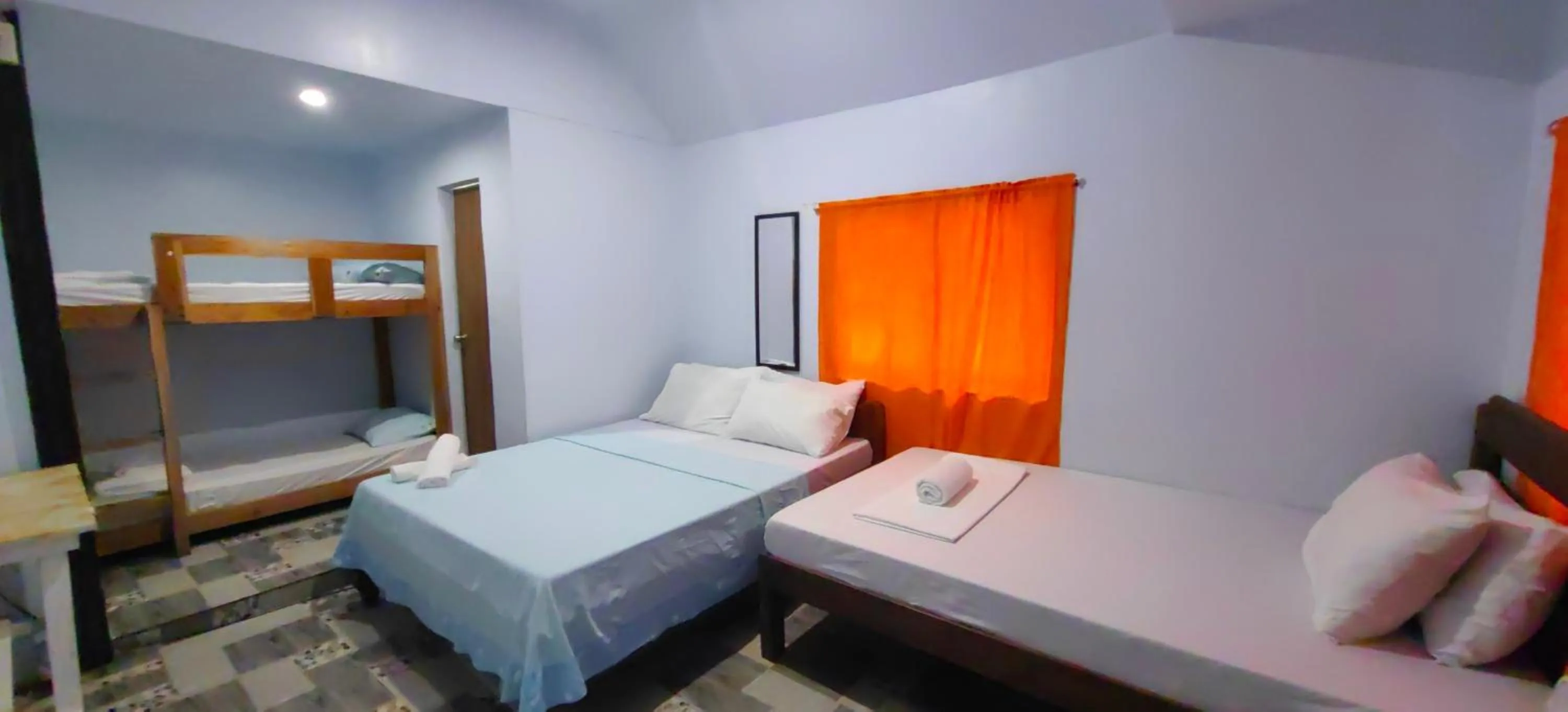 Photo of the whole room, Bed in Eashanti's Place