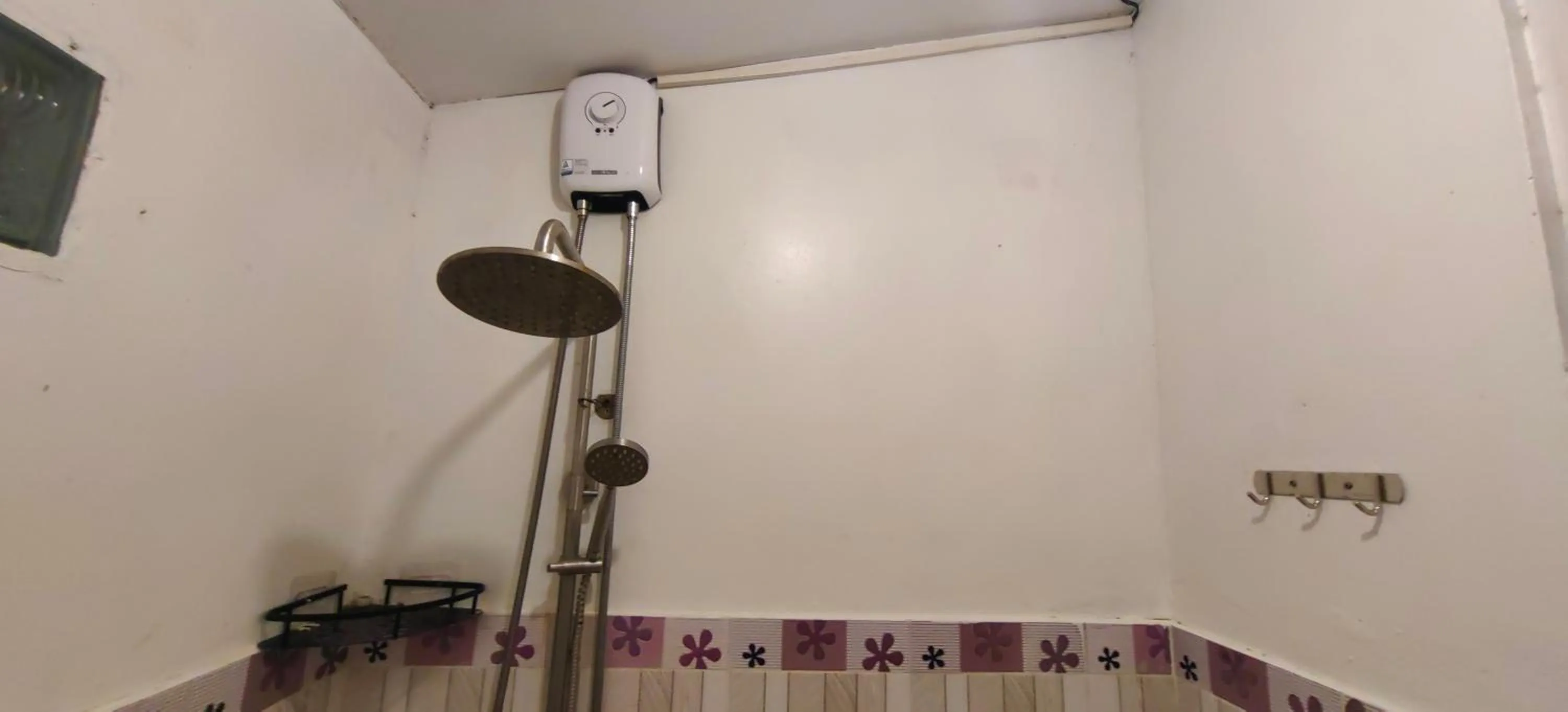 Bathroom in Eashanti's Place