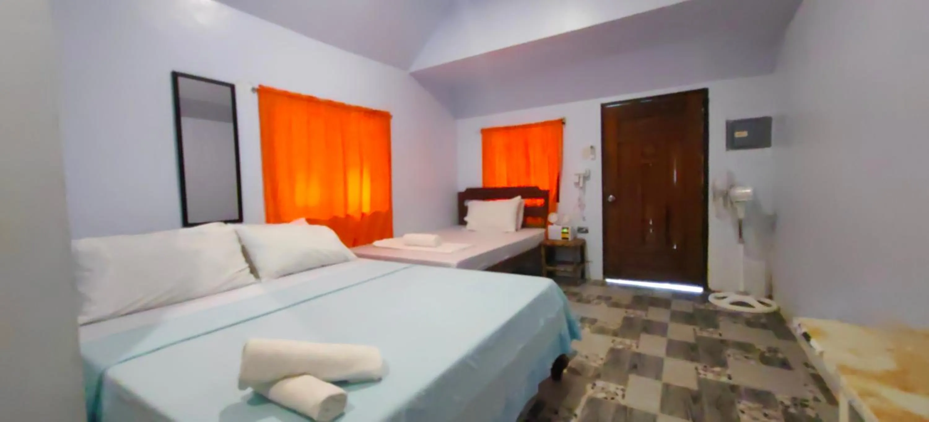 Photo of the whole room, Bed in Eashanti's Place