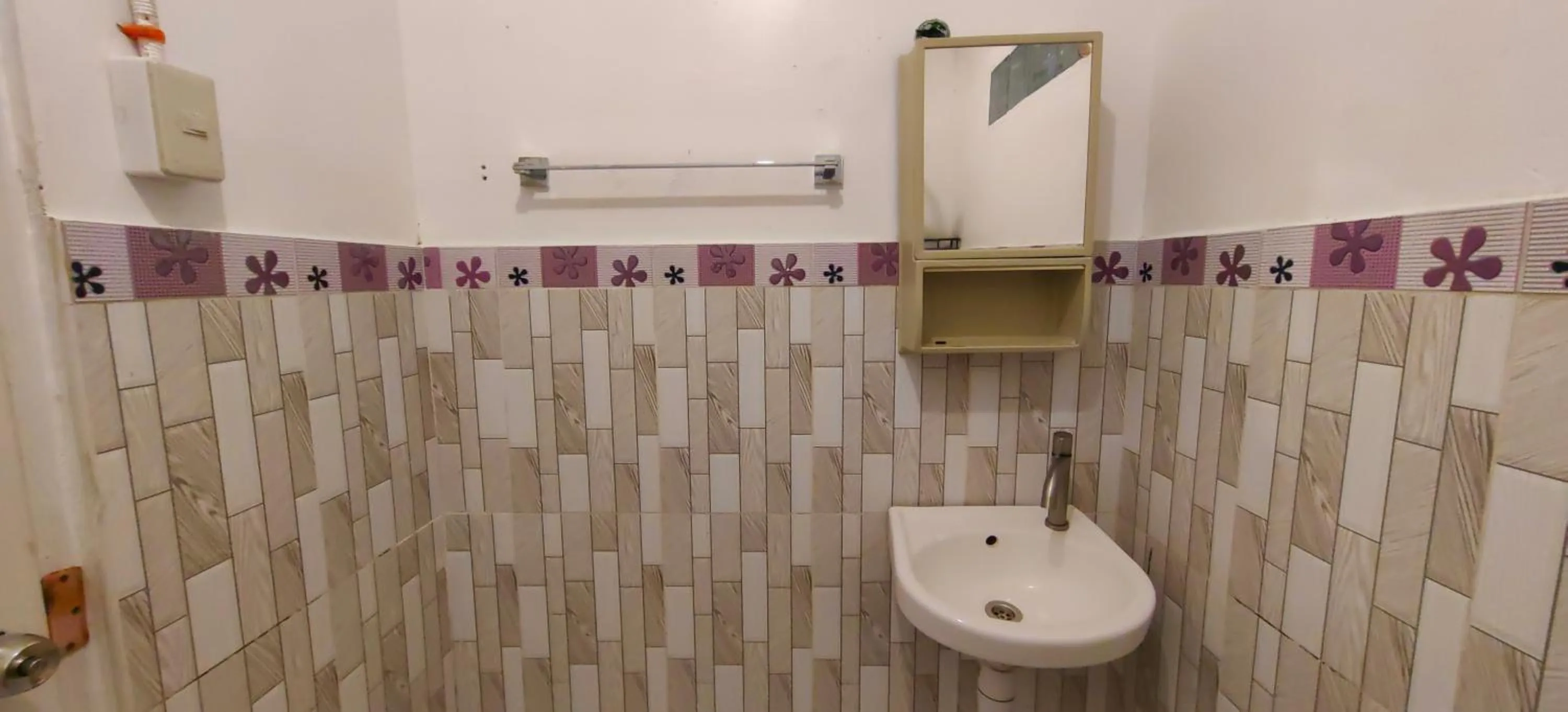 Bathroom in Eashanti's Place