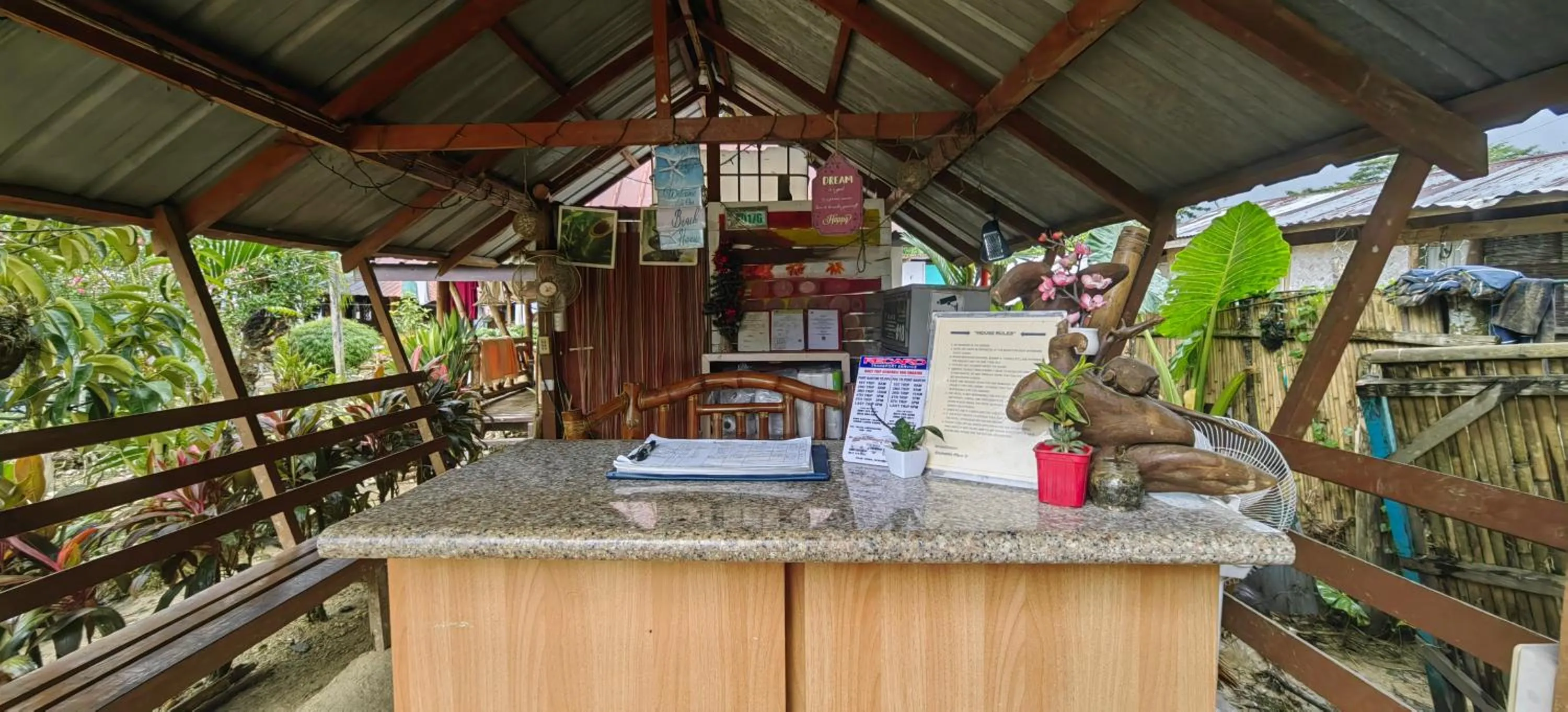 Lobby or reception in Eashanti's Place