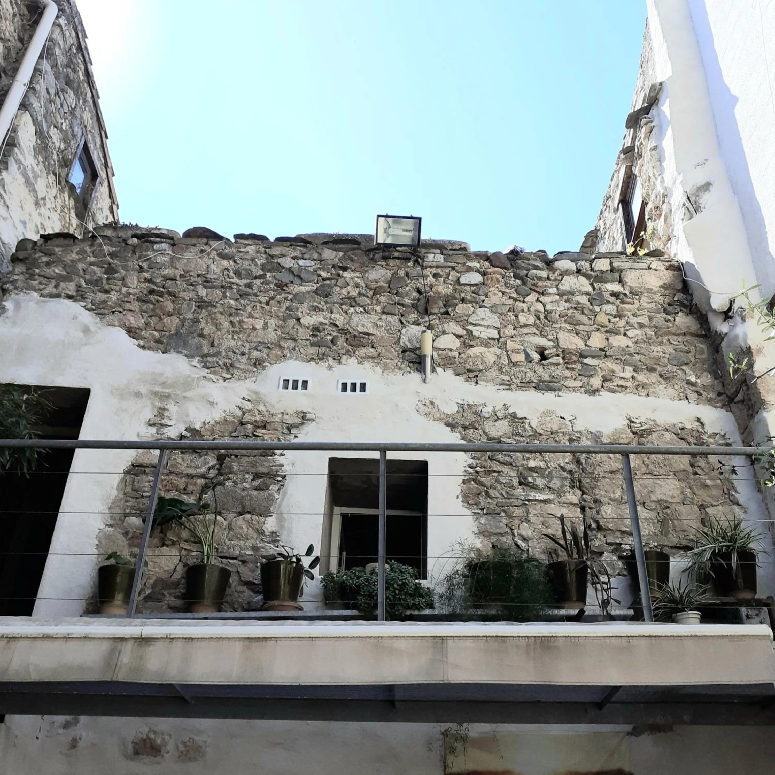 Property building in Les deux arches