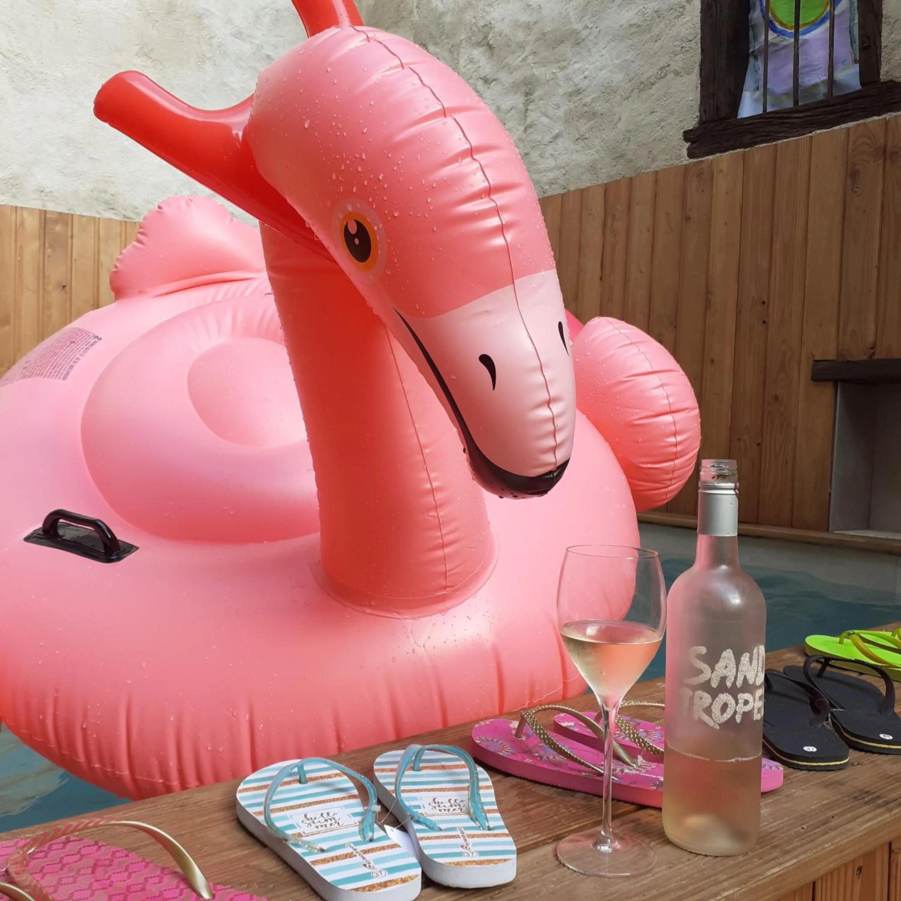 Swimming pool in Les deux arches