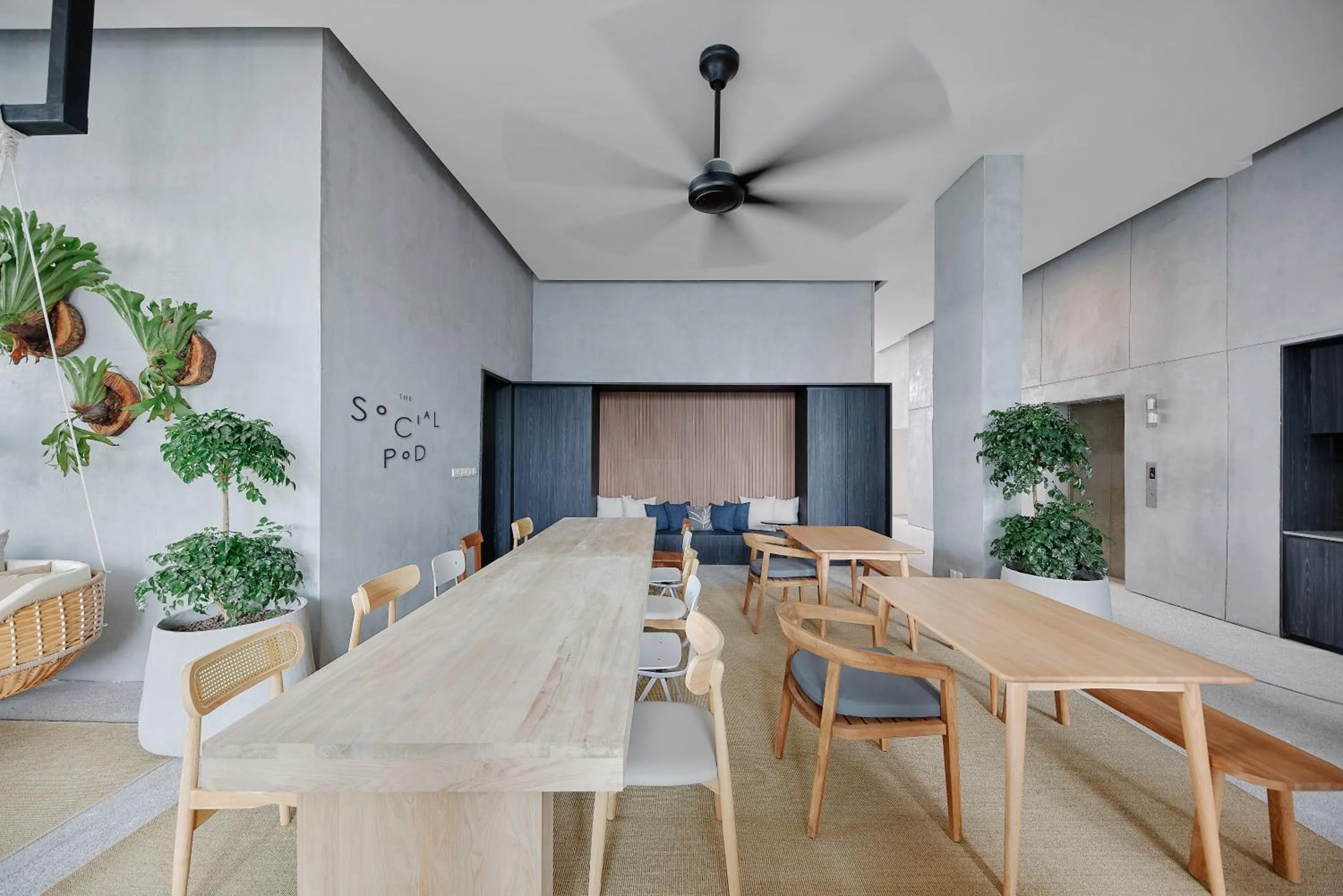 Seating area in Lloyd's Inn Kuala Lumpur