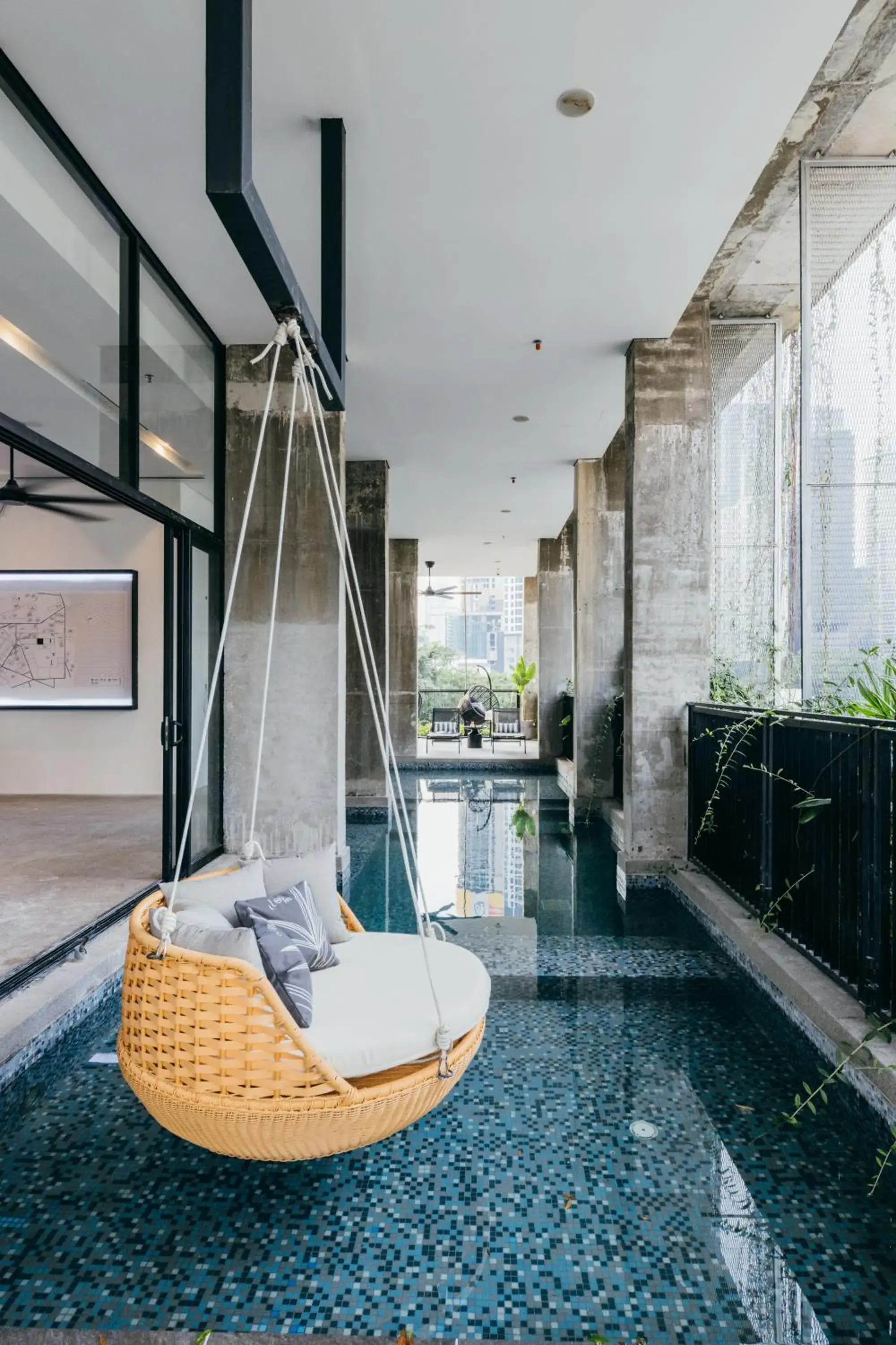 Swimming pool in Lloyd's Inn Kuala Lumpur Swimming pool in Lloyd's Inn Kuala Lumpur