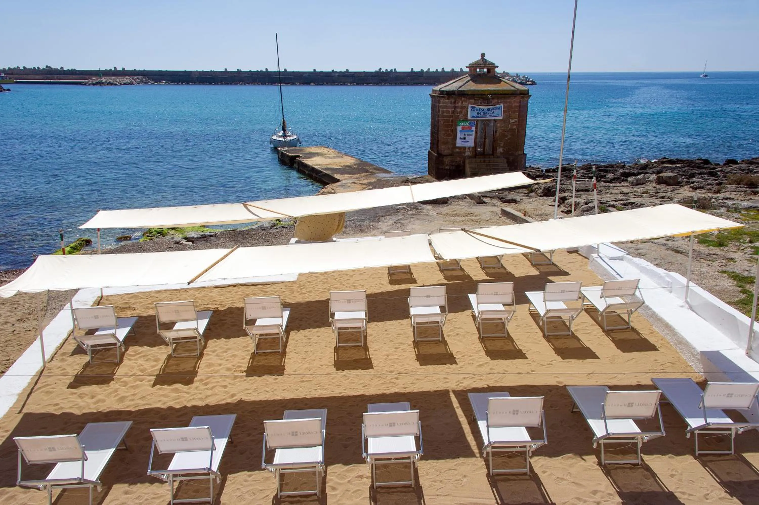 Beach in HOTIDAY Leuca Lungomare