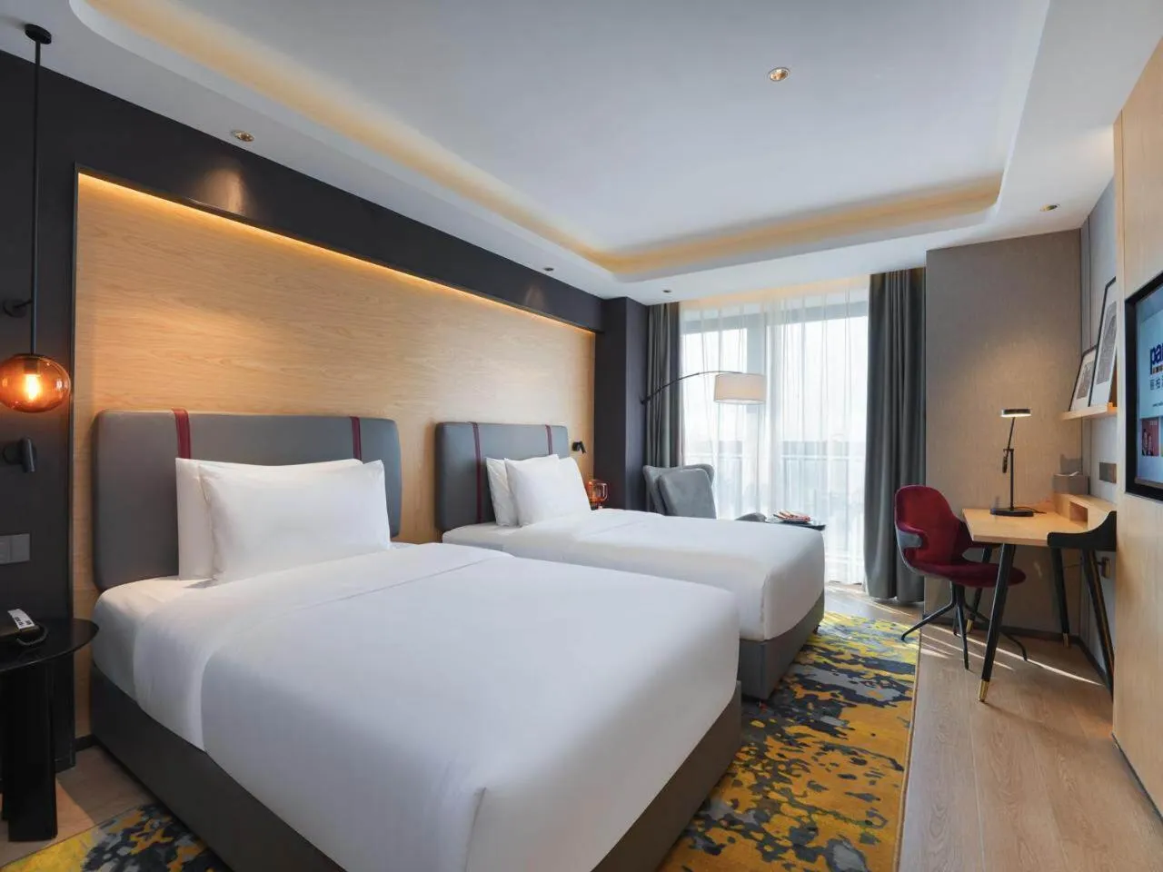 Living room, Bed in Park Inn by Radisson Chongqing Yuelai International Expo Center