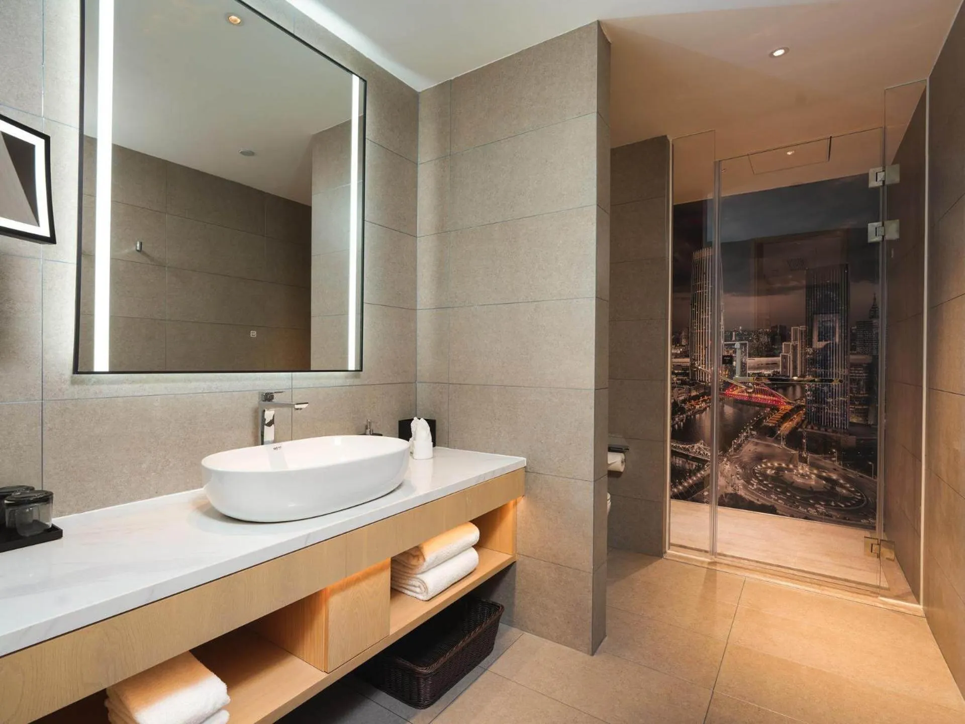 Shower in Park Inn by Radission Tianjin Binhai International Airport