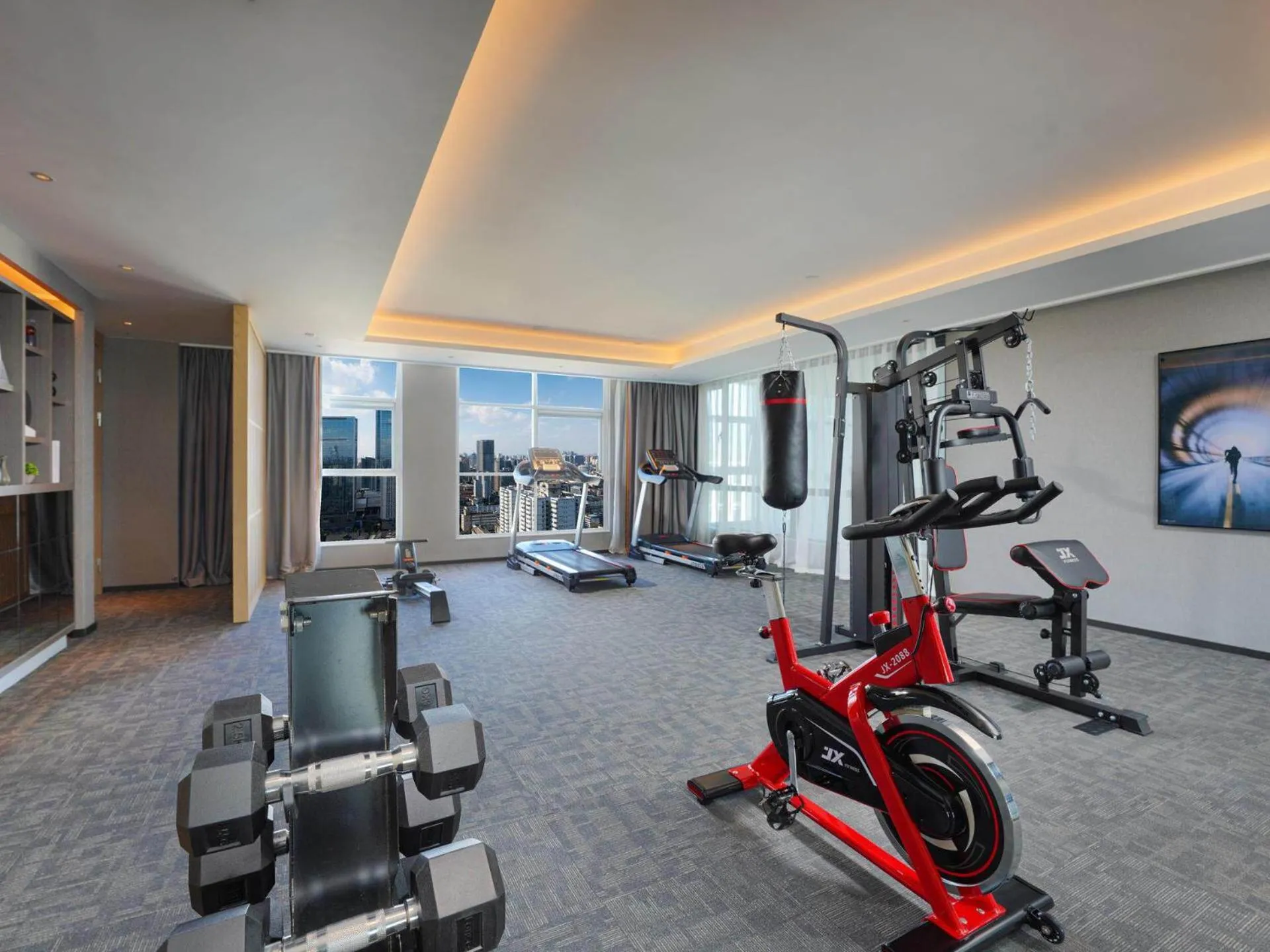 Fitness centre/facilities in Park Inn by Radission Tianjin Binhai International Airport