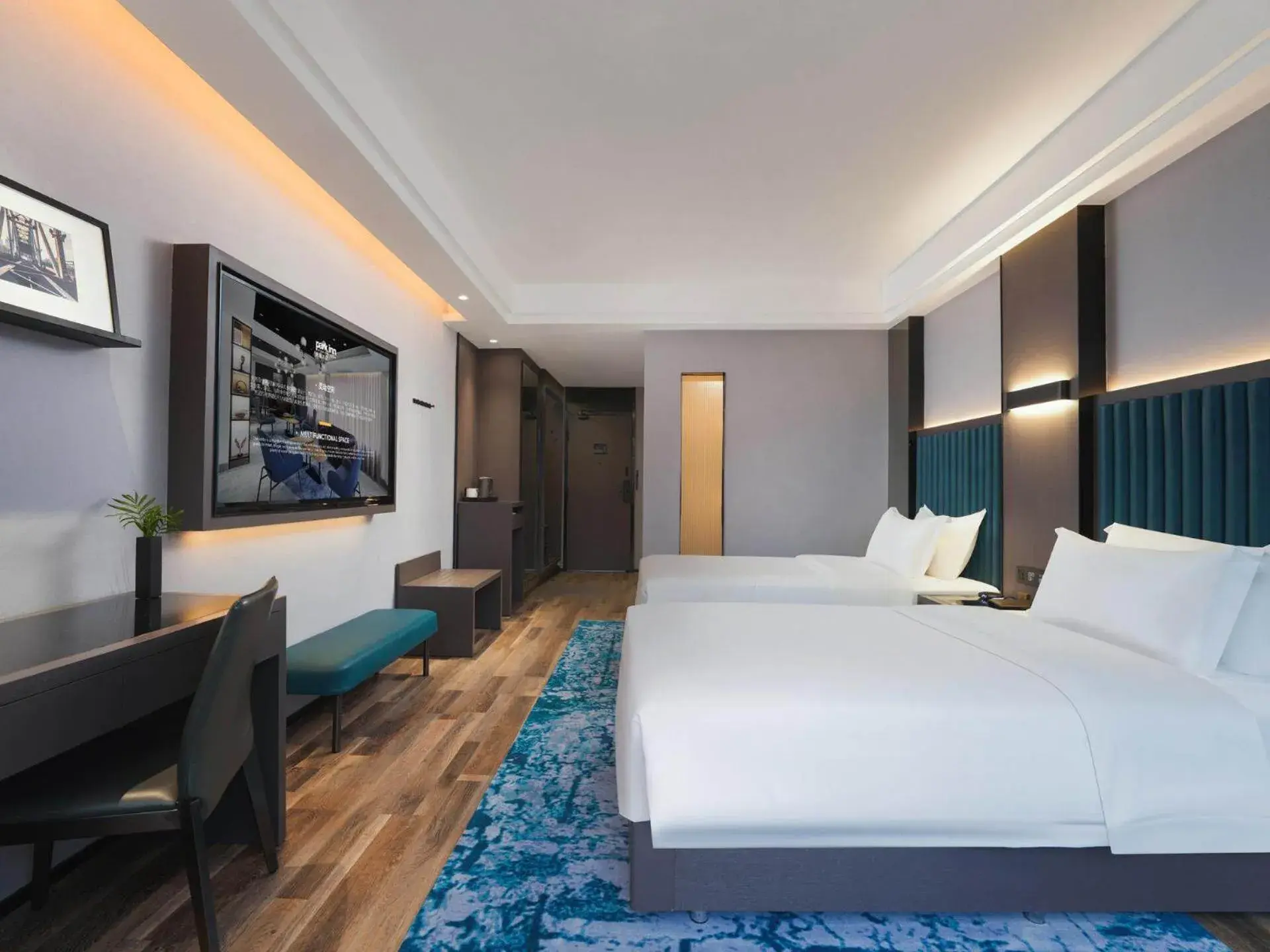 Bed in Park Inn by Radisson Hanzhong Central Square & High speed rail station Bed in Park Inn by Radisson Hanzhong Central Square & High speed rail station