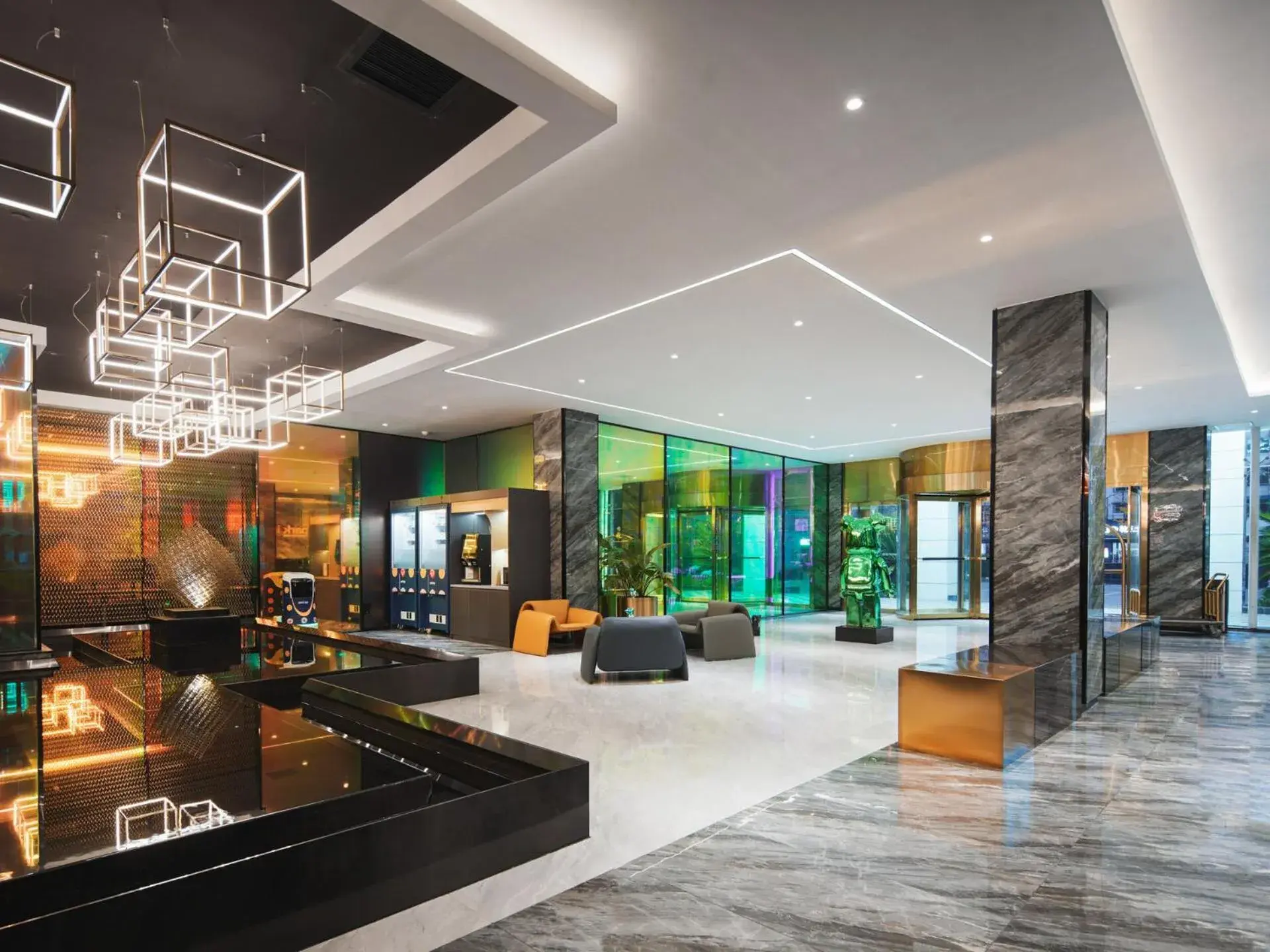 Park Inn by Radisson Hanzhong Central Square & High speed rail station Park Inn by Radisson Hanzhong Central Square & High speed rail station