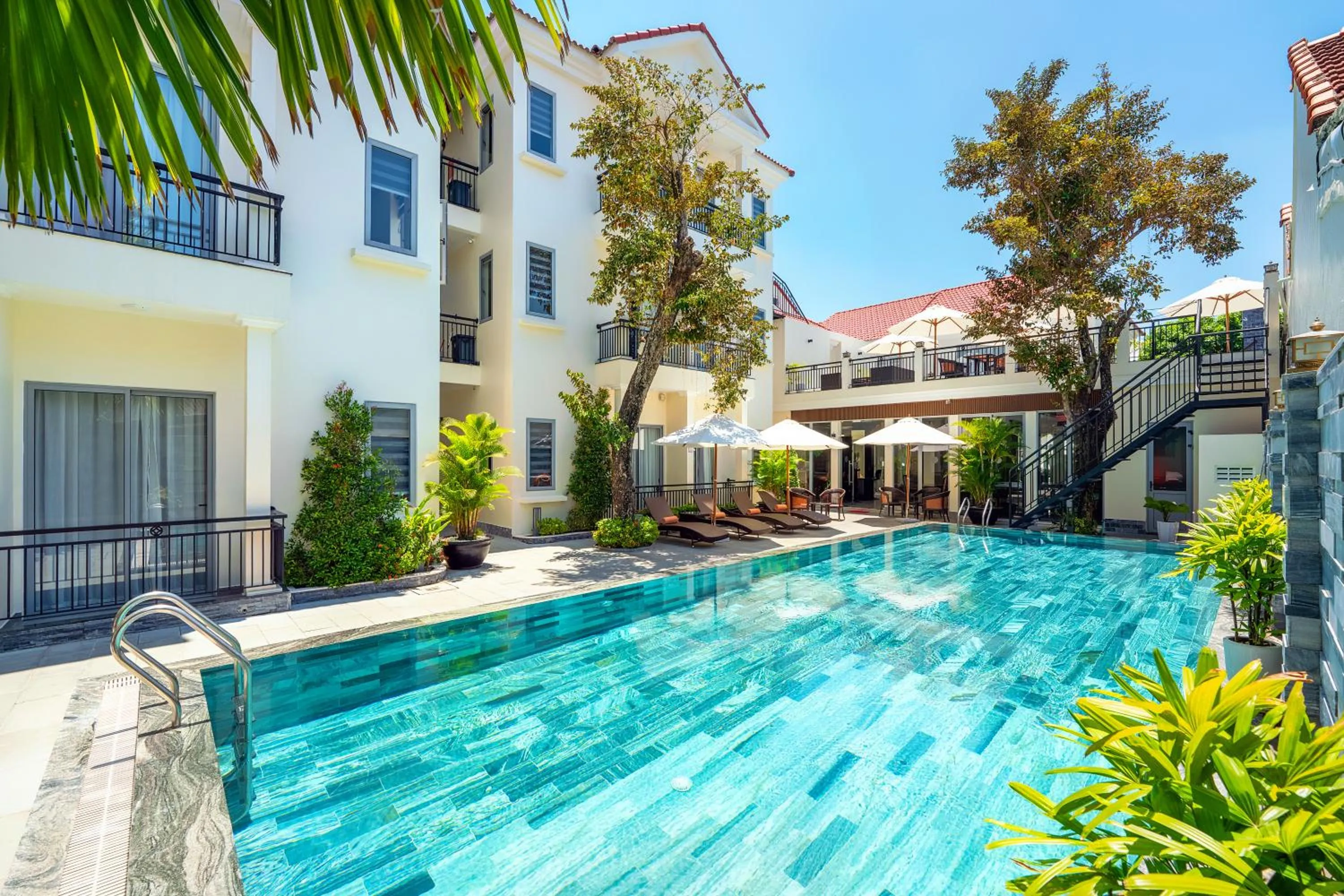 Swimming pool in Full Moon Apartments & Villa - Hoi An