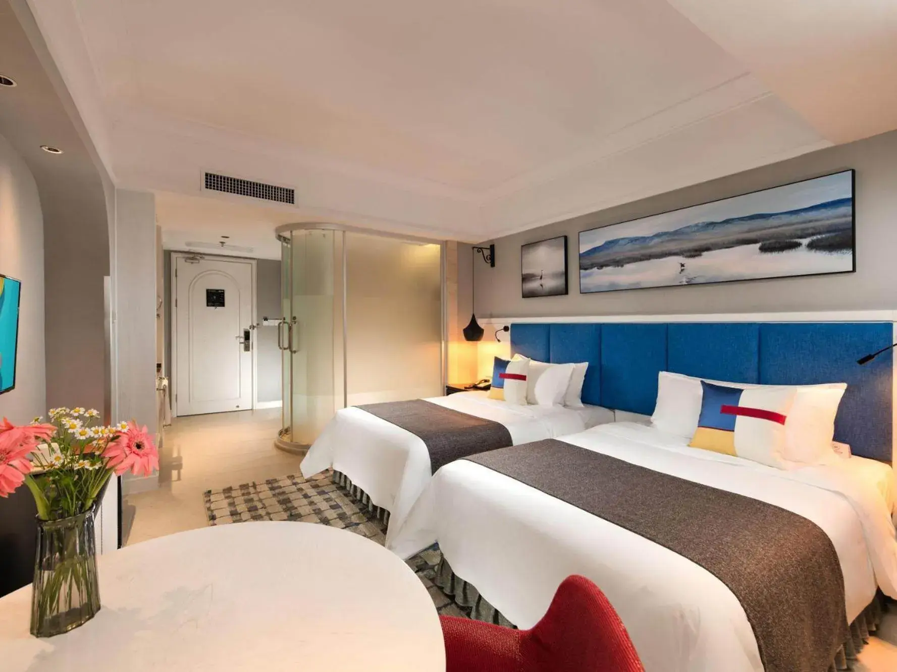 Bed in Park Inn by Radisson Beihai Silver Beach Wanda Plaza Bed in Park Inn by Radisson Beihai Silver Beach Wanda Plaza