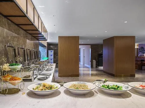 Vienna International Hotel Lanzhou SASSEUR Outlets & Yellow Riverside