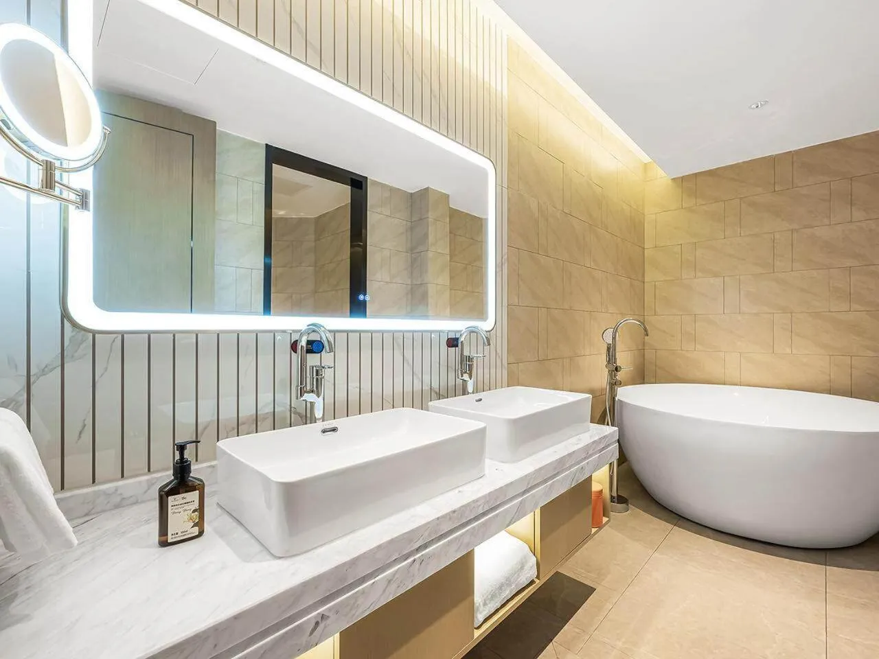 Vienna International Hotel Xianyang International Airport Hotel