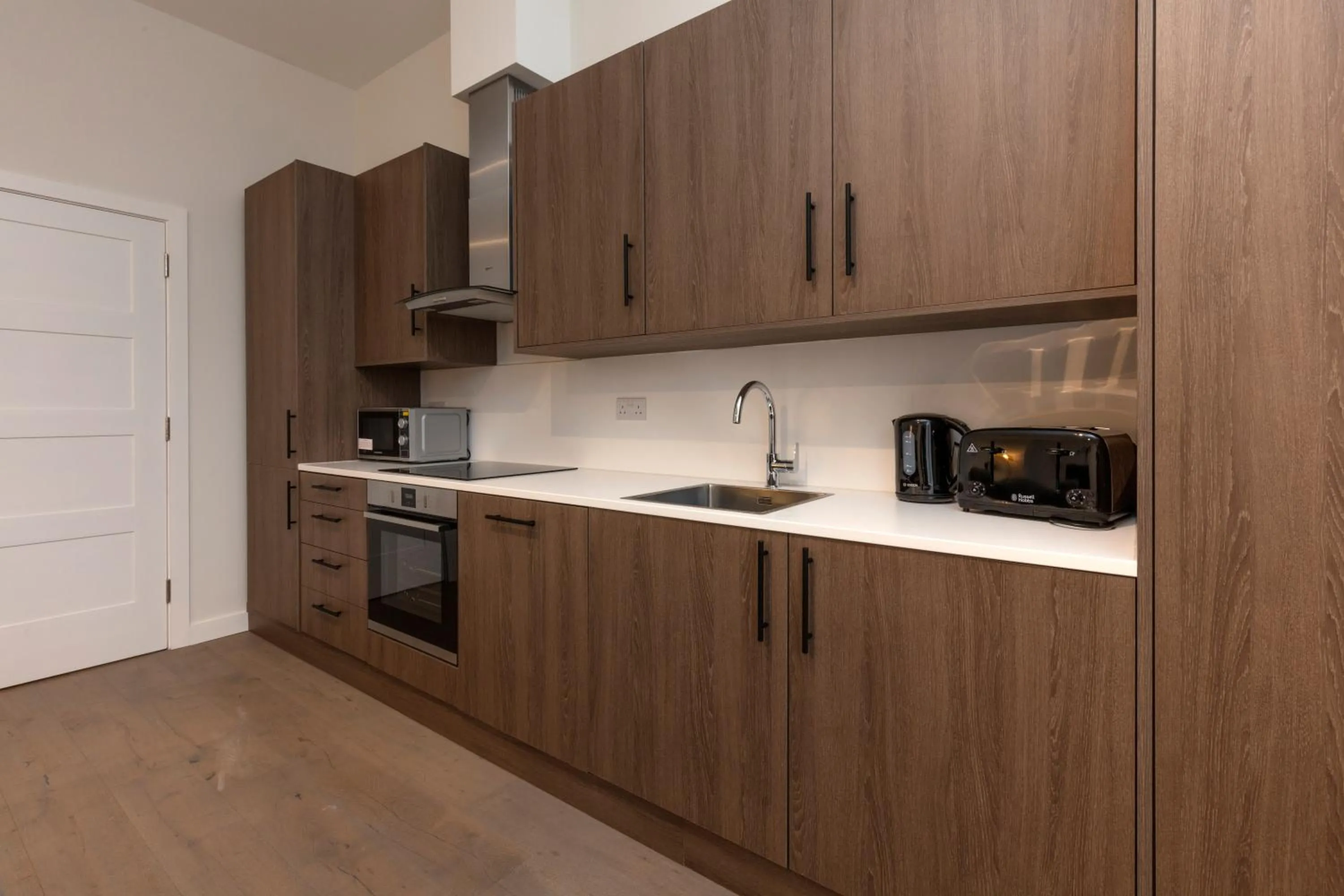 Deluxe North Central London Apartment