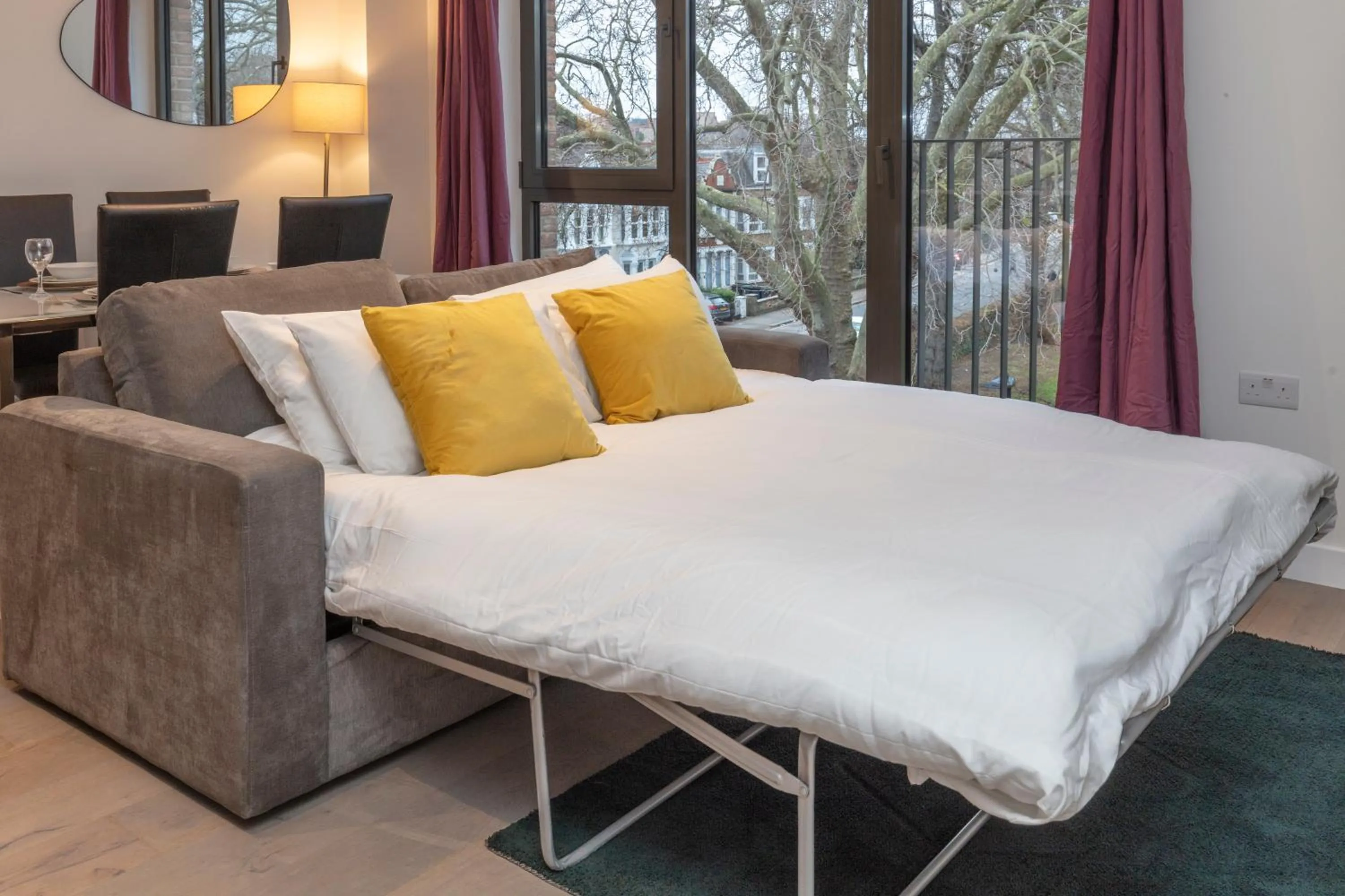 Bed in Deluxe North Central London Apartment