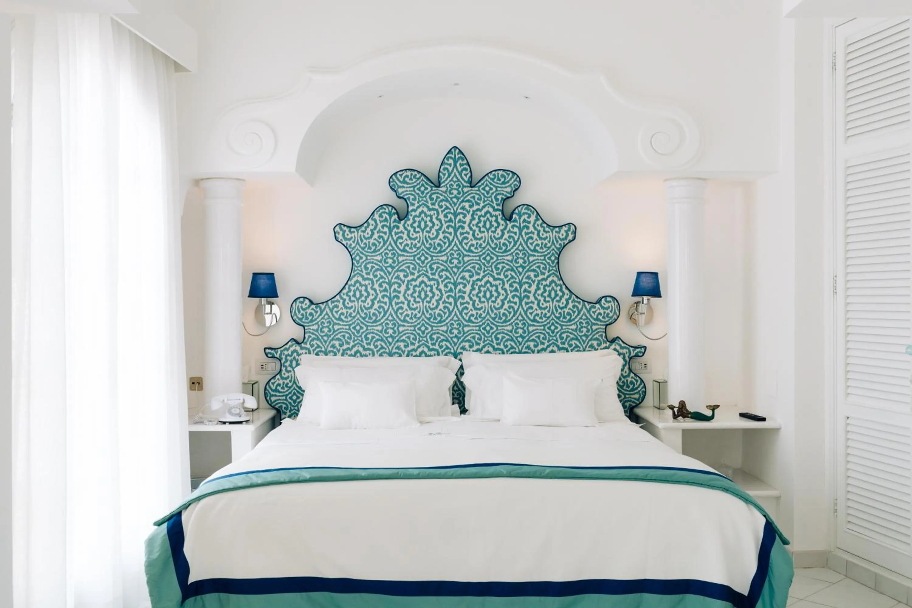 Bed in Villa Boheme Exclusive Luxury Suites