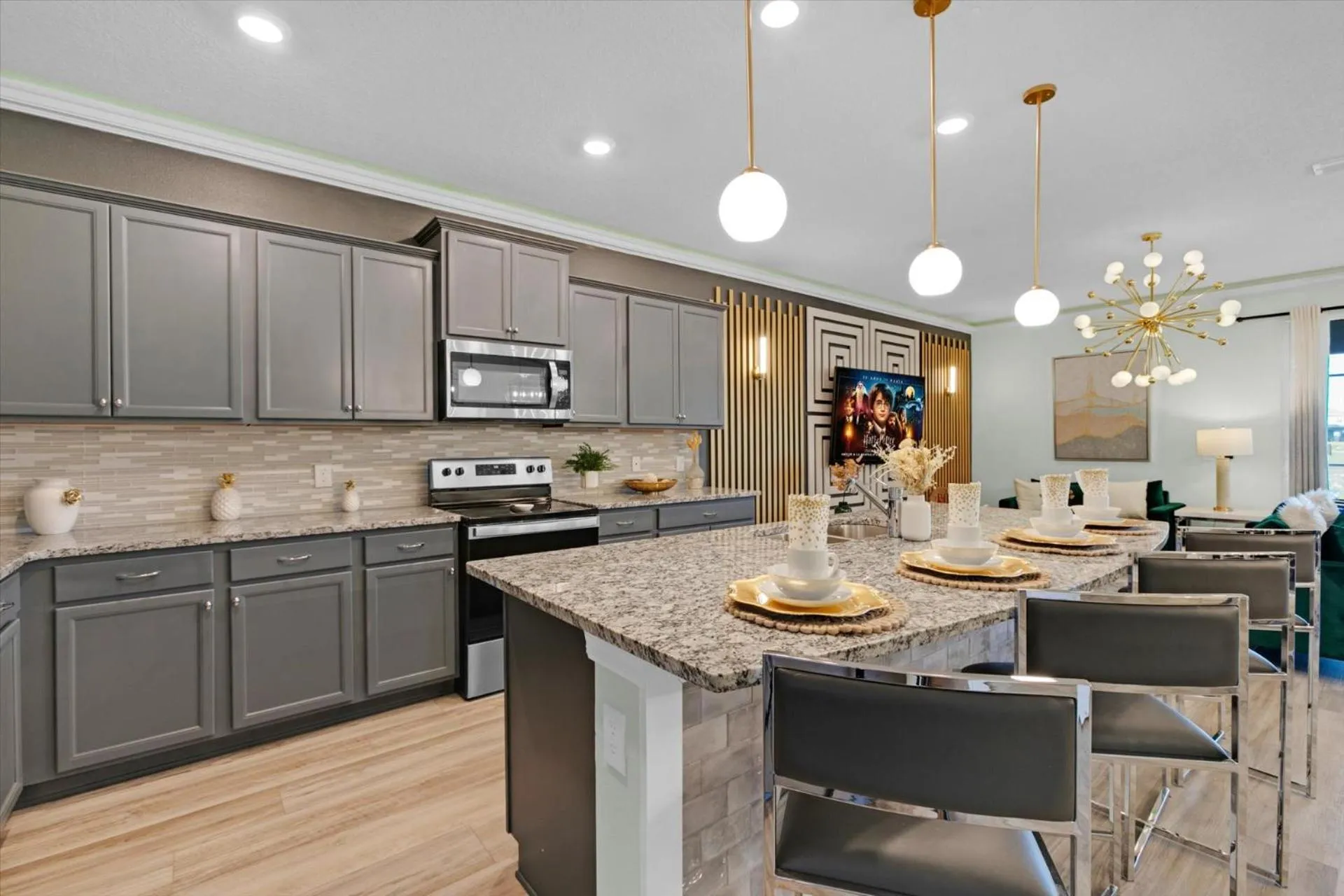 Kitchen or kitchenette in 3074 Mahalo