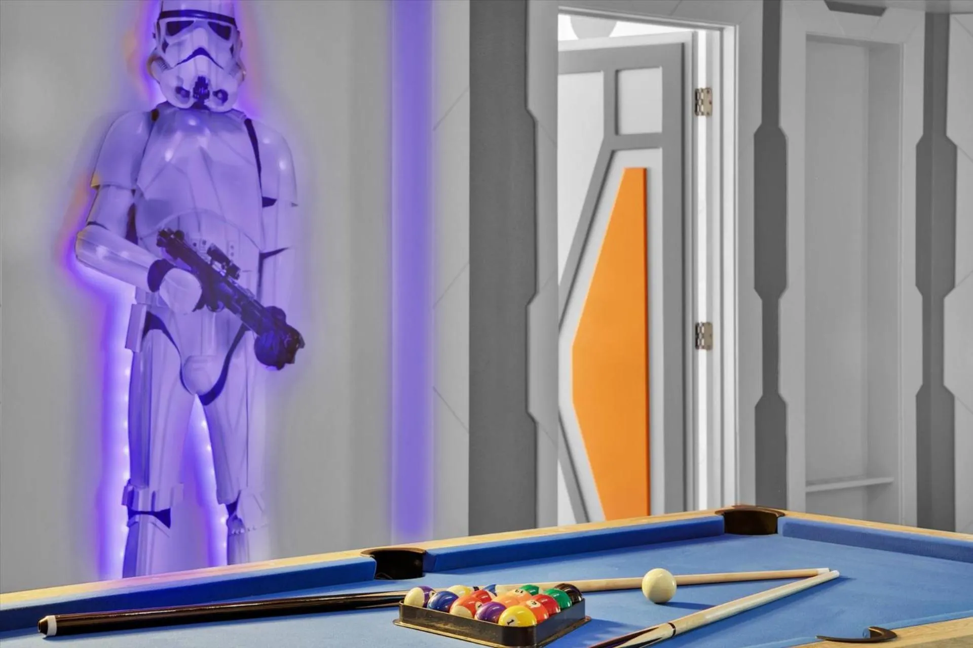 Game Room in 3074 Mahalo
