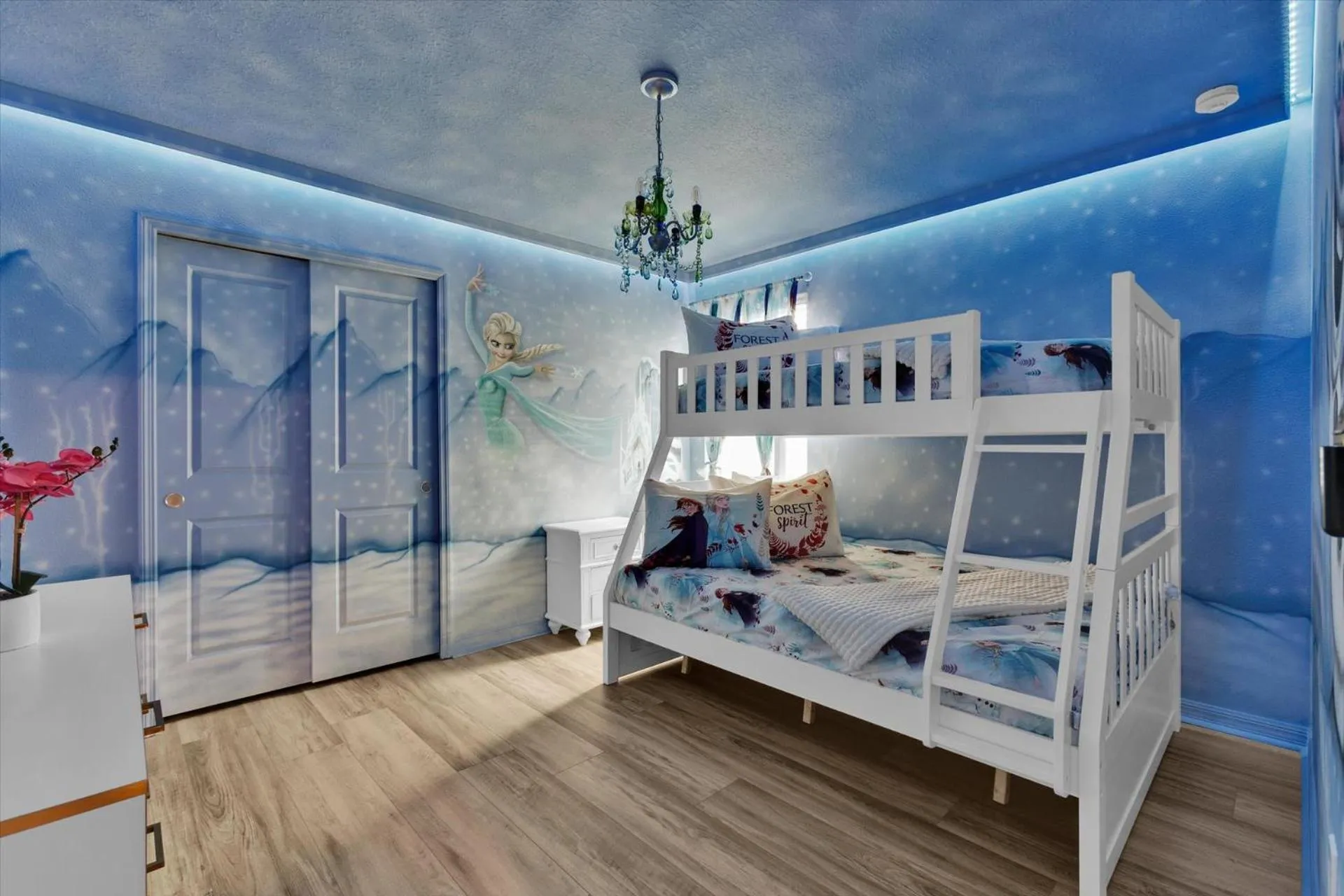 Bedroom, Bed in 3074 Mahalo