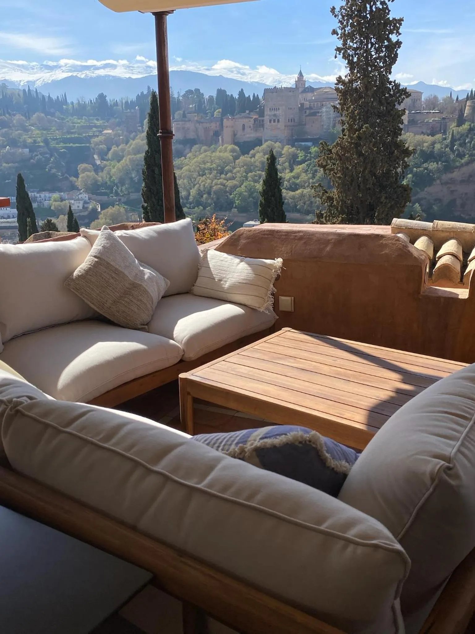 Restaurant/places to eat in La Casa JuanRanas