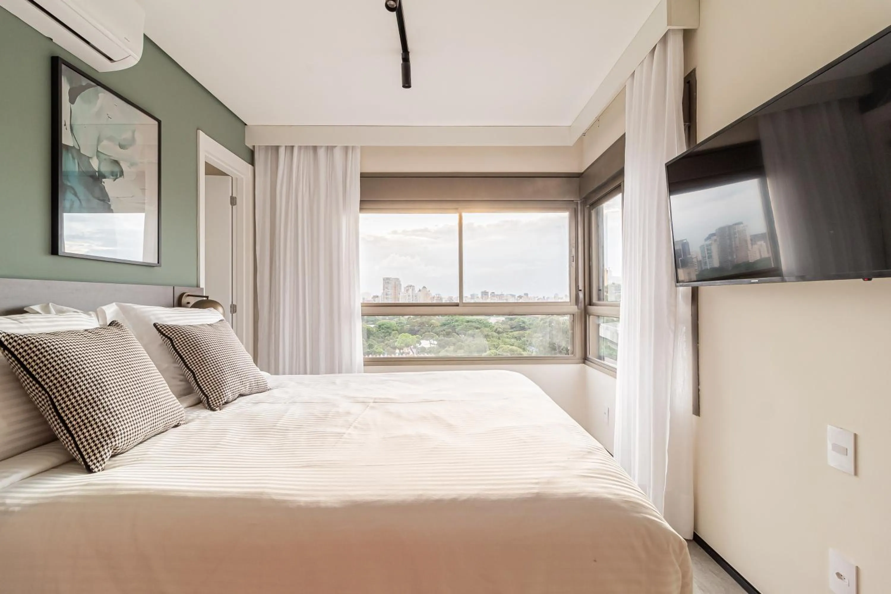 Bed in Iconyc House of Charlie