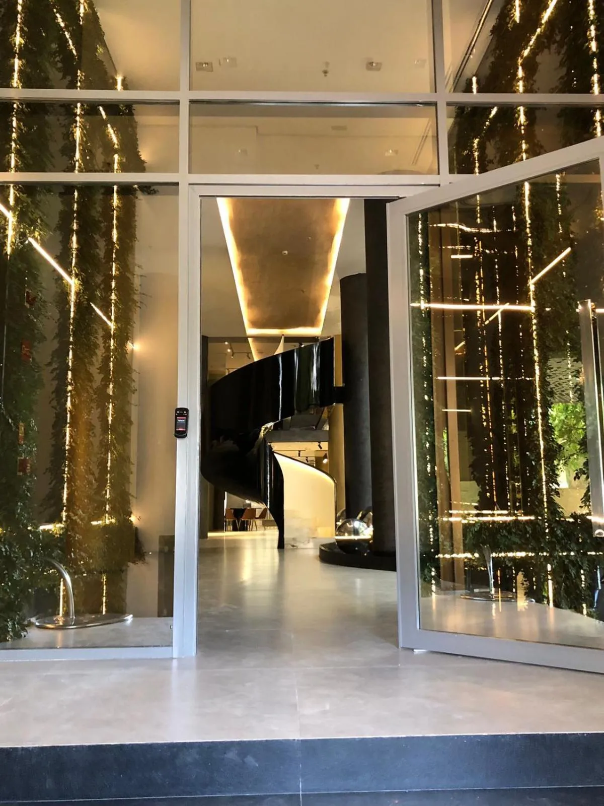 Facade/entrance in Iconyc House of Charlie