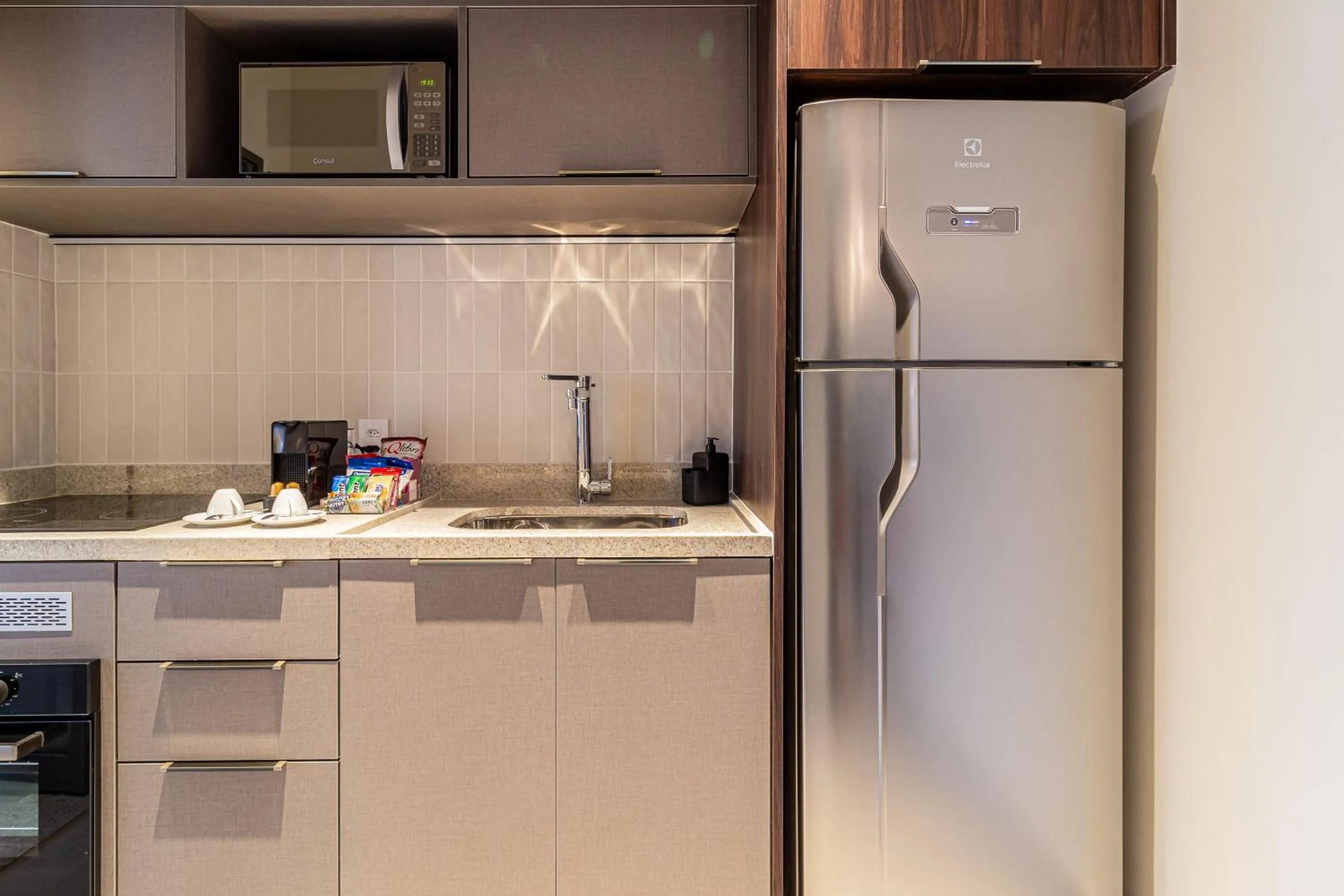 Kitchen or kitchenette in Iconyc House of Charlie