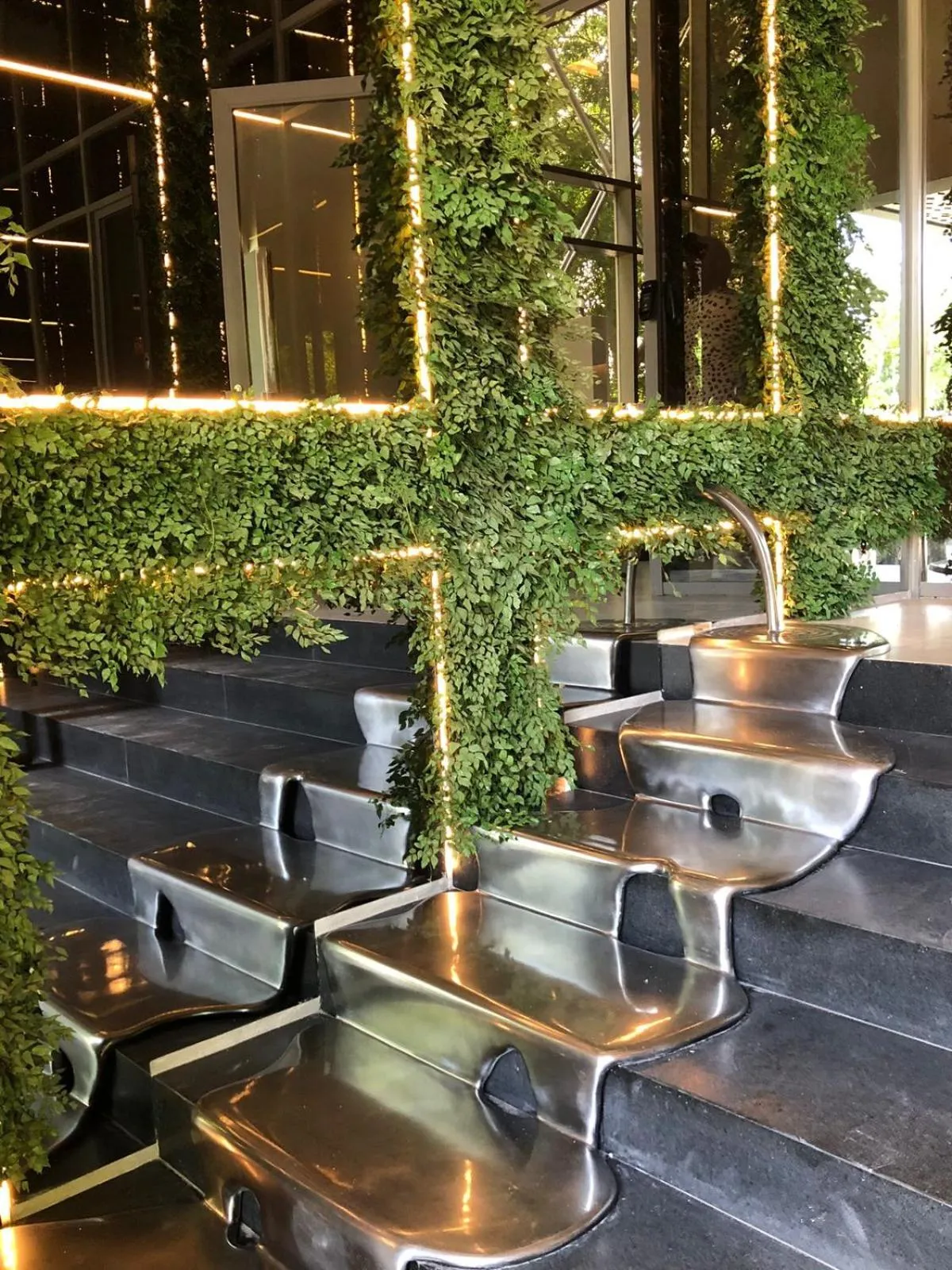 Decorative detail in Iconyc House of Charlie