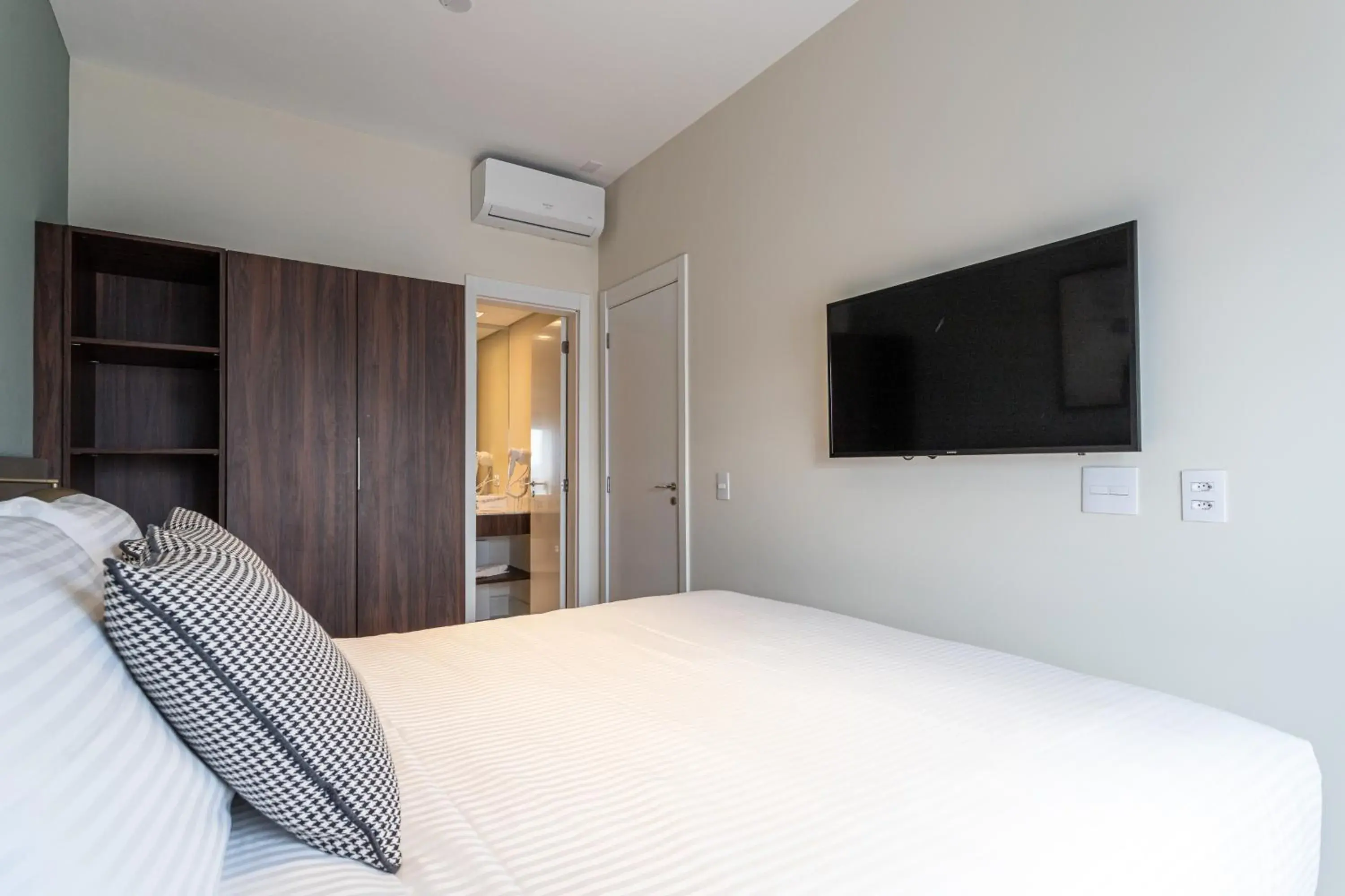 Bedroom, Bed in Iconyc House of Charlie Bedroom, Bed in Iconyc House of Charlie