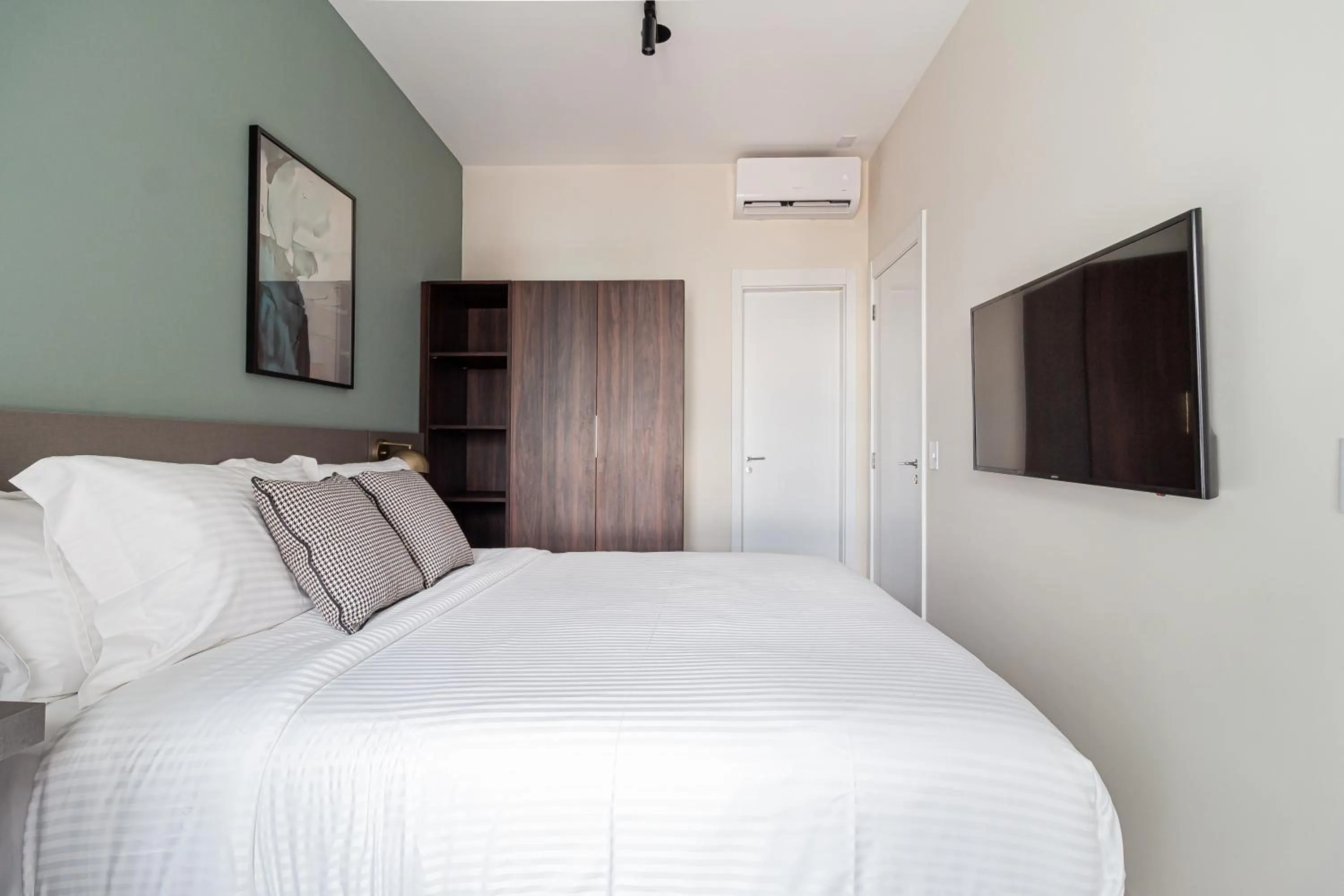 Bed in Iconyc House of Charlie