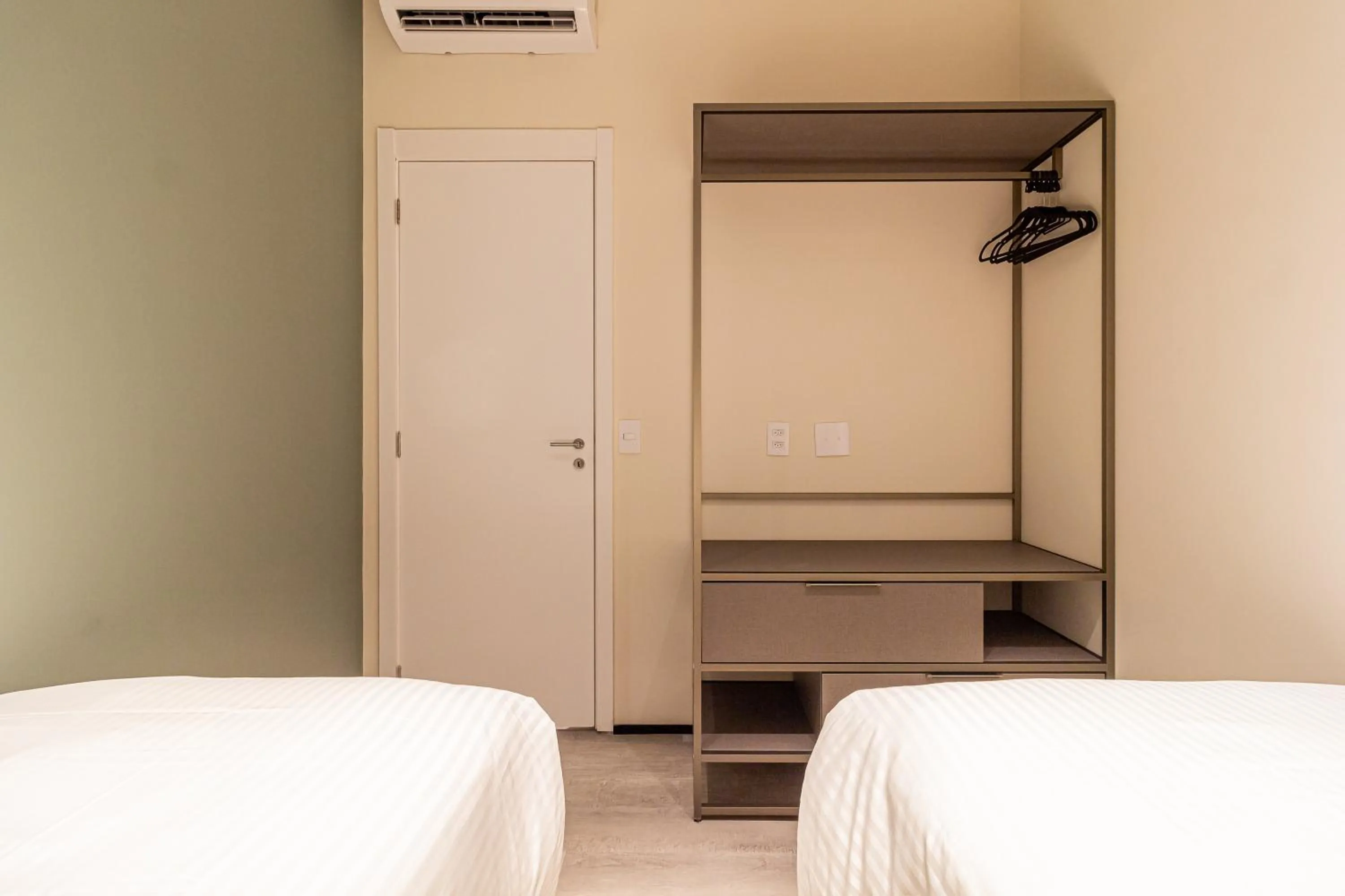 Bed in Iconyc House of Charlie