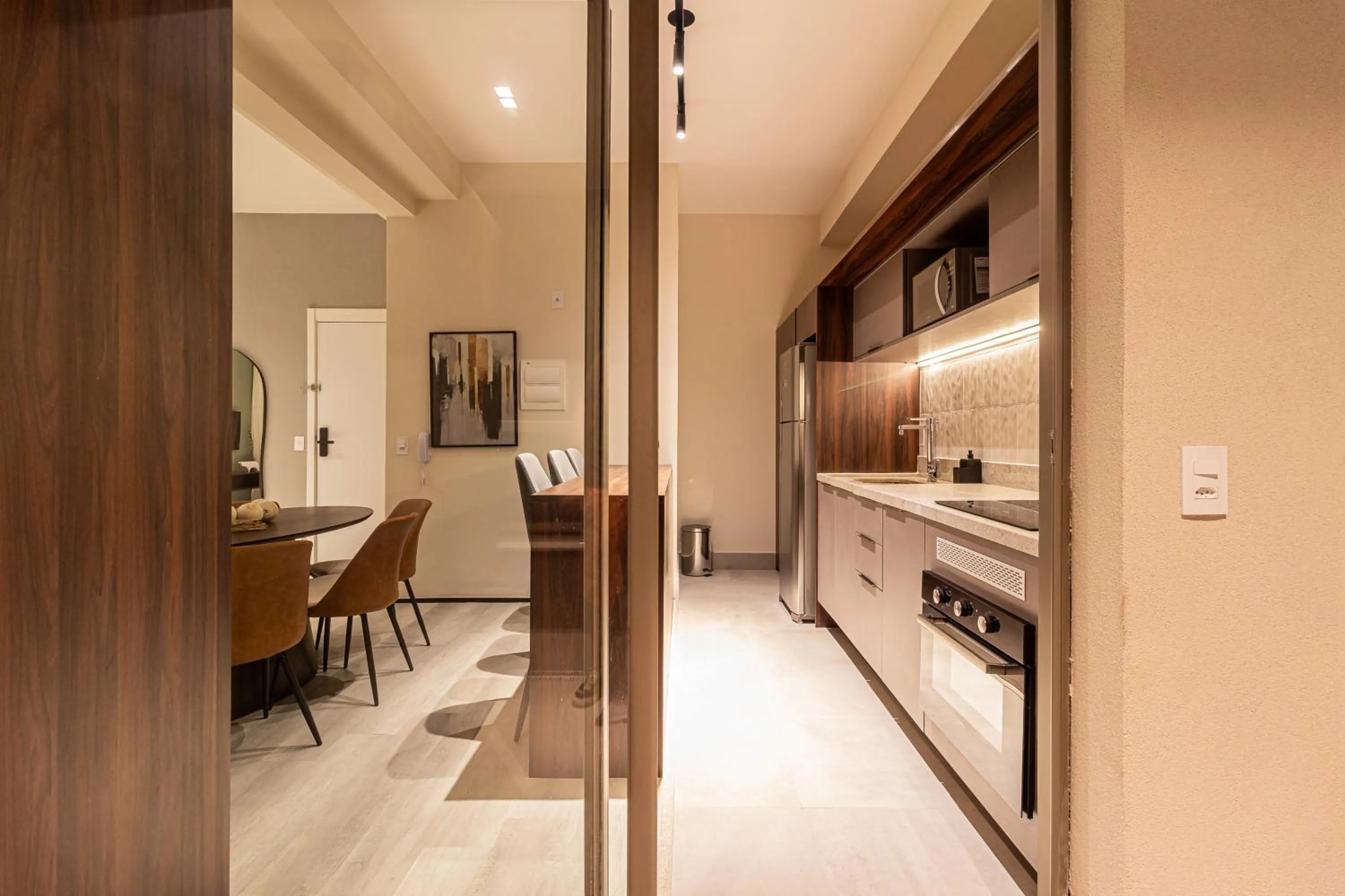 Kitchen or kitchenette in Iconyc House of Charlie