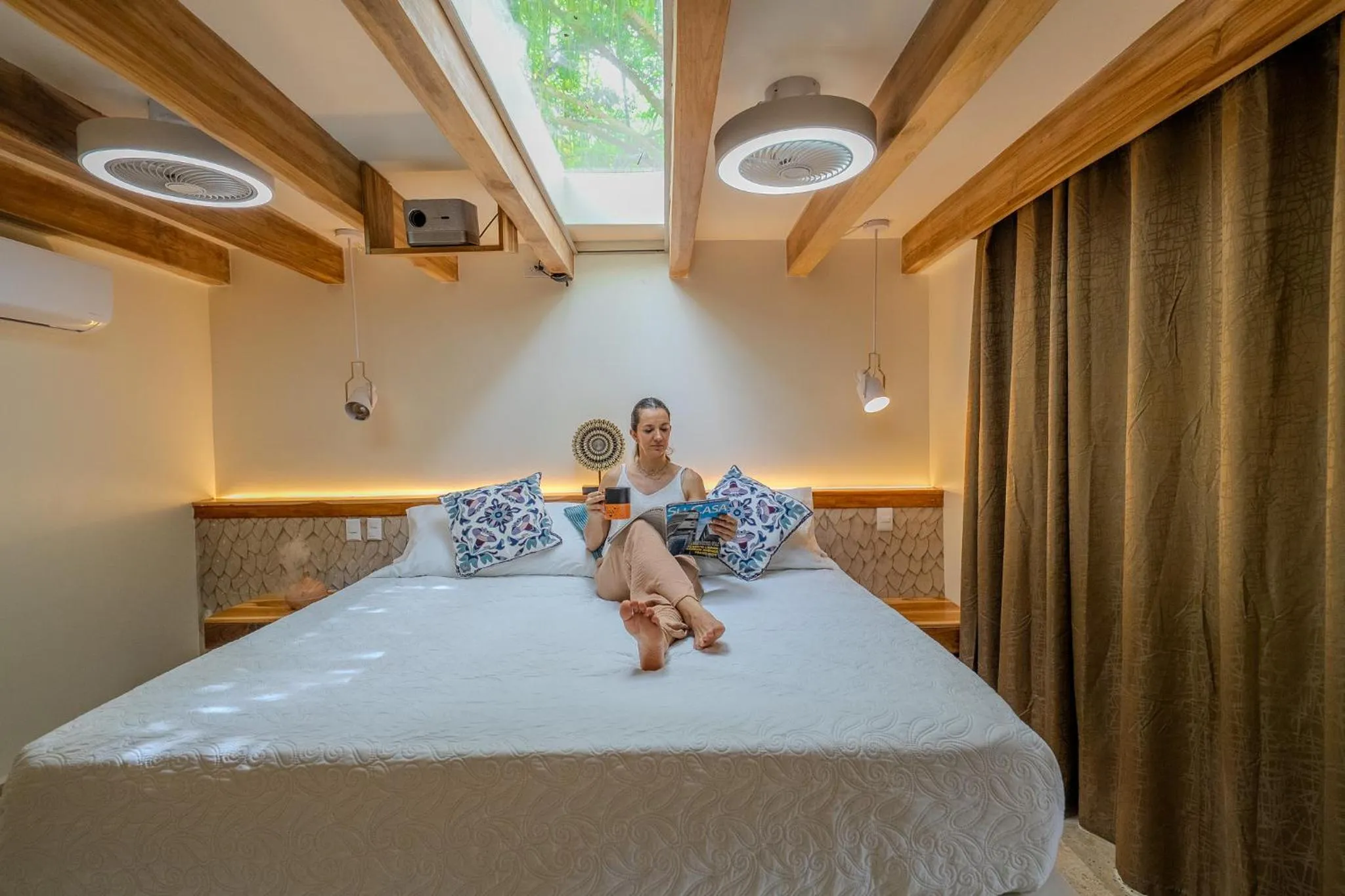 Bed in Dreamcatcher Hotel - Live the Dream of Santa Teresa