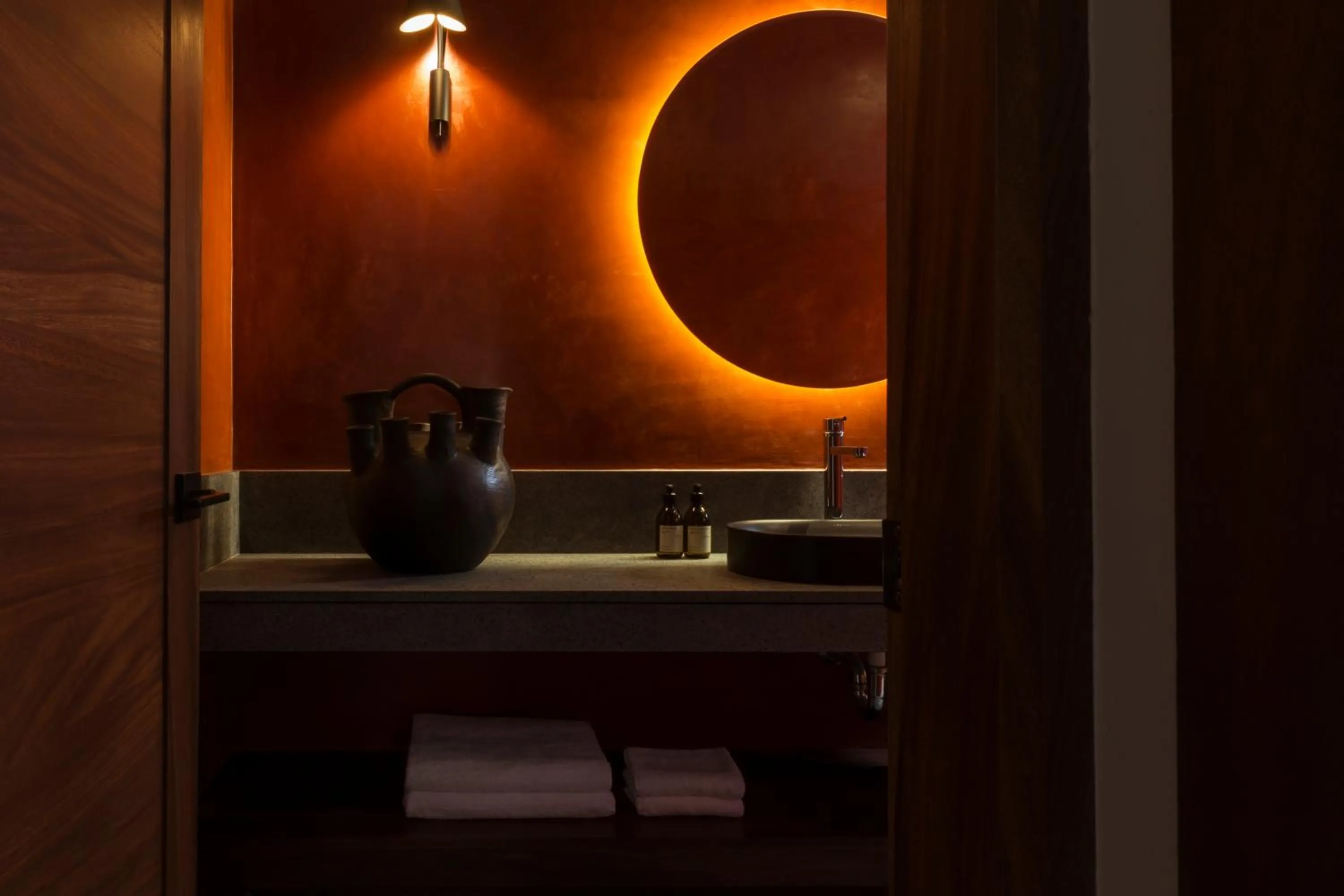 Bathroom in Macondo Arte Oaxaca