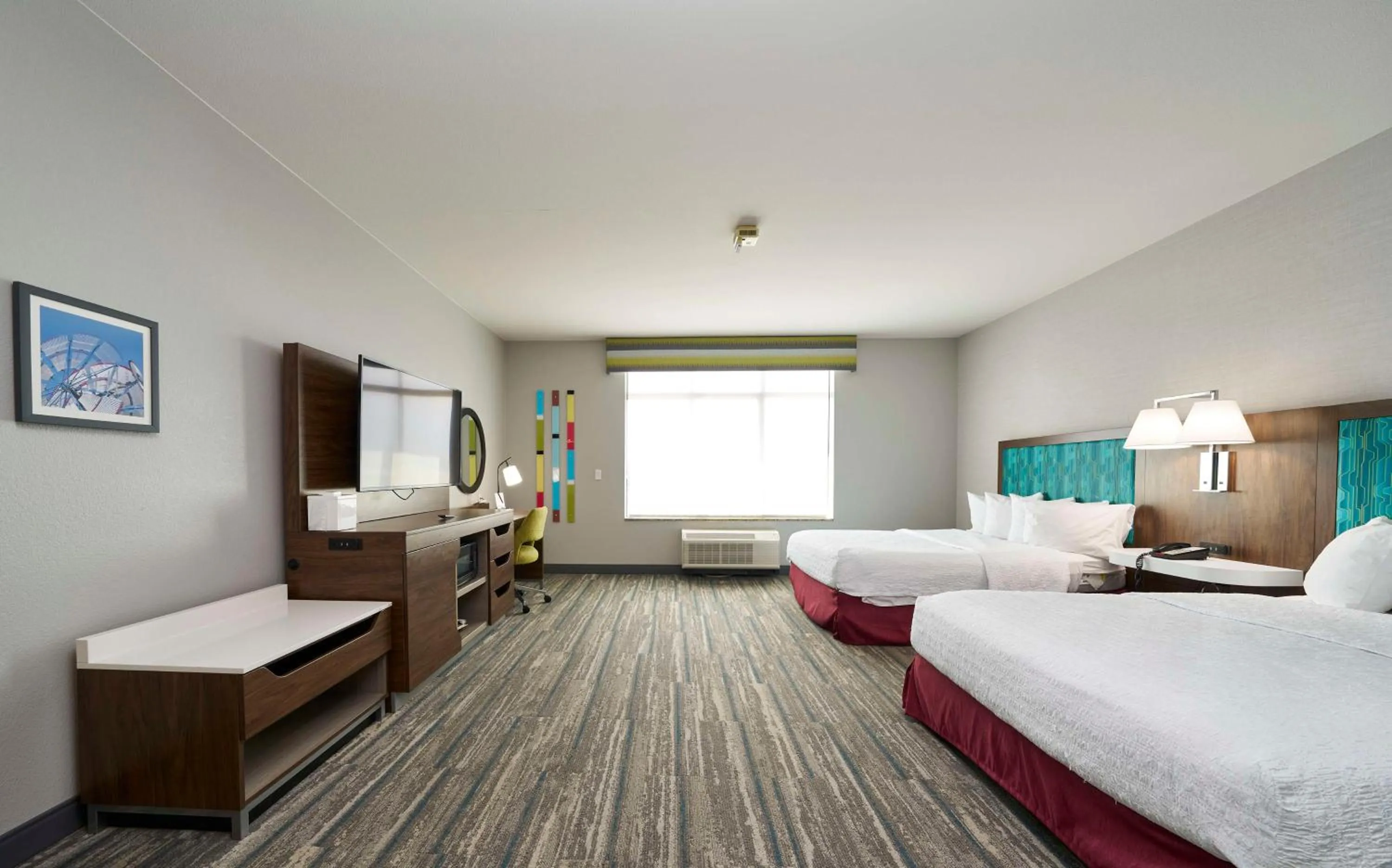 Bedroom, Bed in Hampton Inn & Suites Salinas