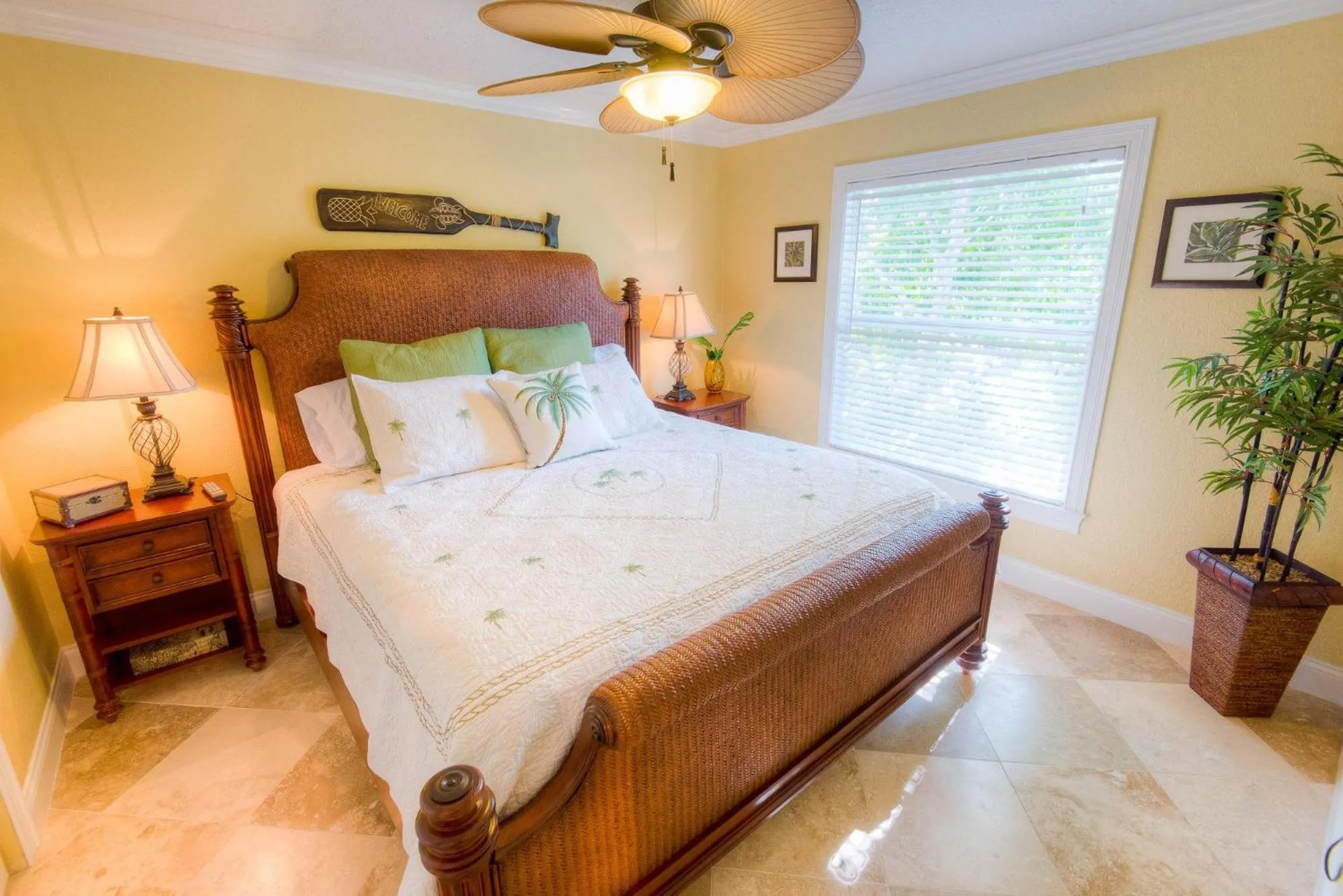 Bed in Pineapple Key